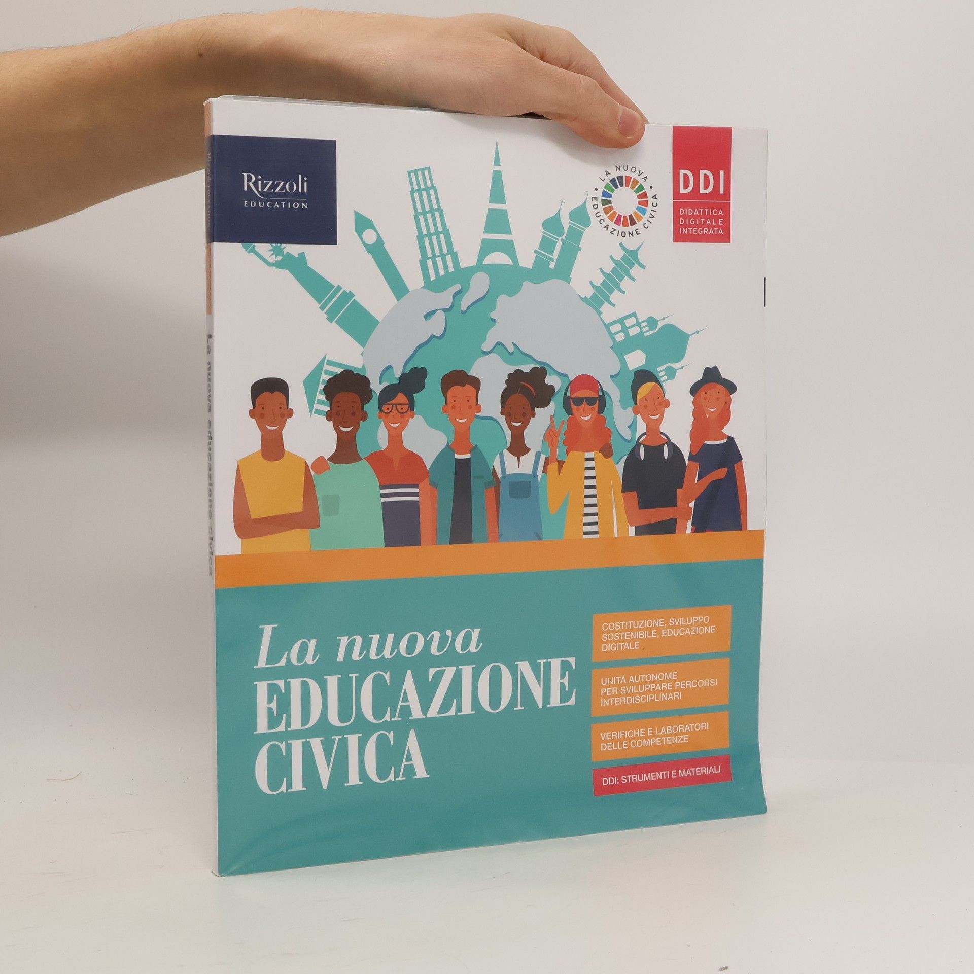 Autores varios La nuova educazione civica