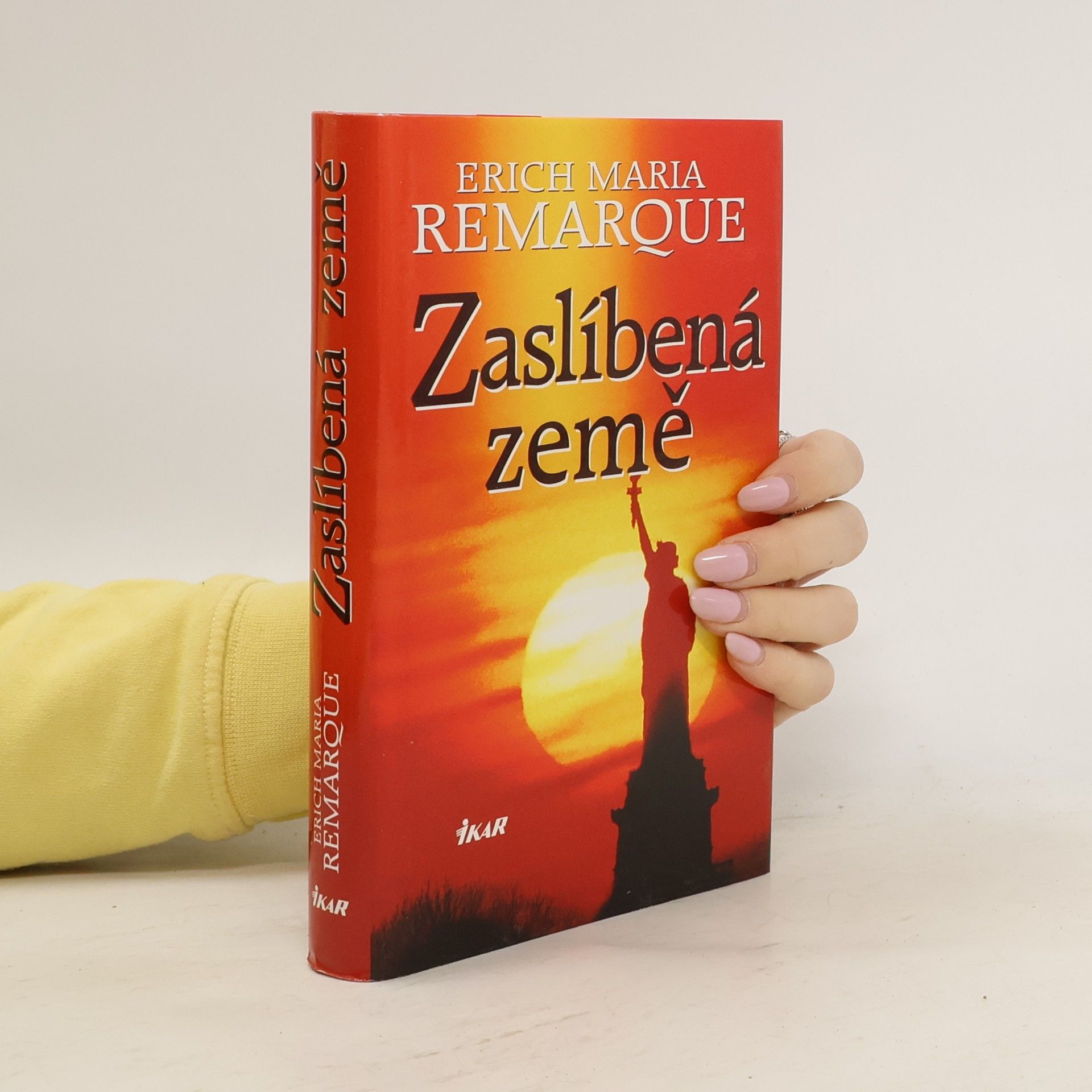 Erich Maria Remarque Zaslíbená země