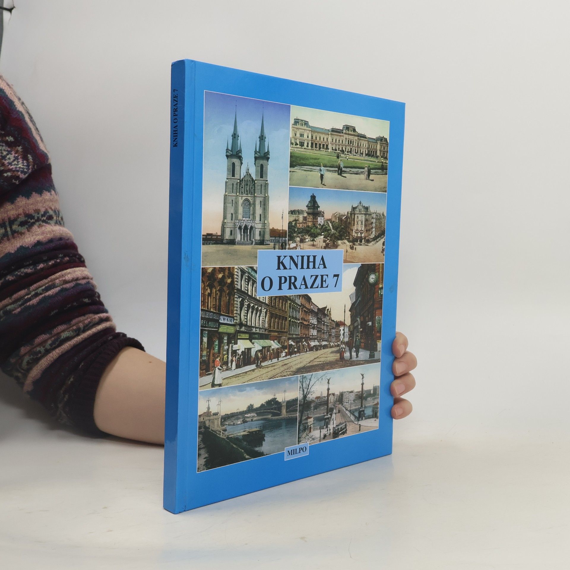 Dagmar Broncová Kniha o Praze 7