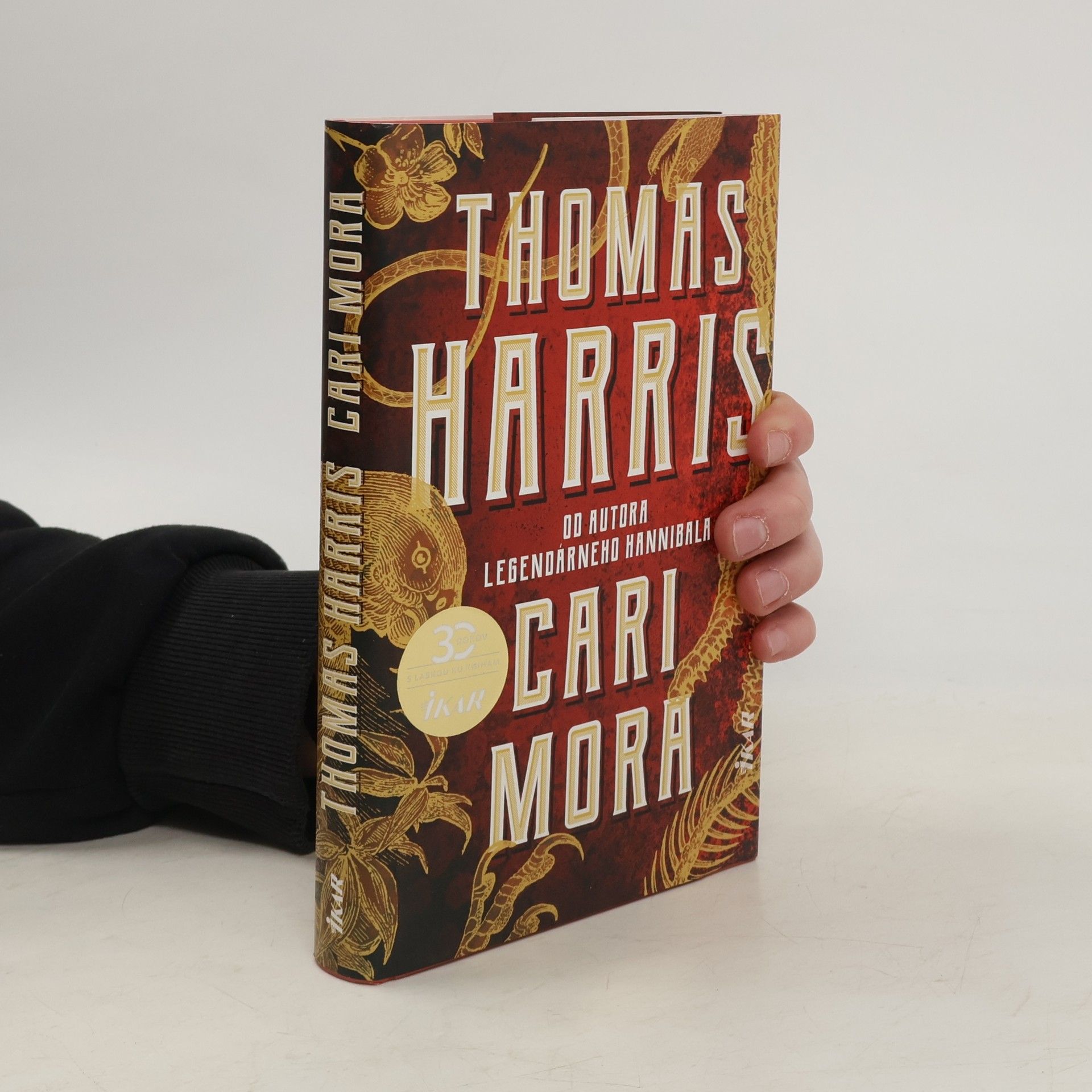 Thomas Harris Cari Mora