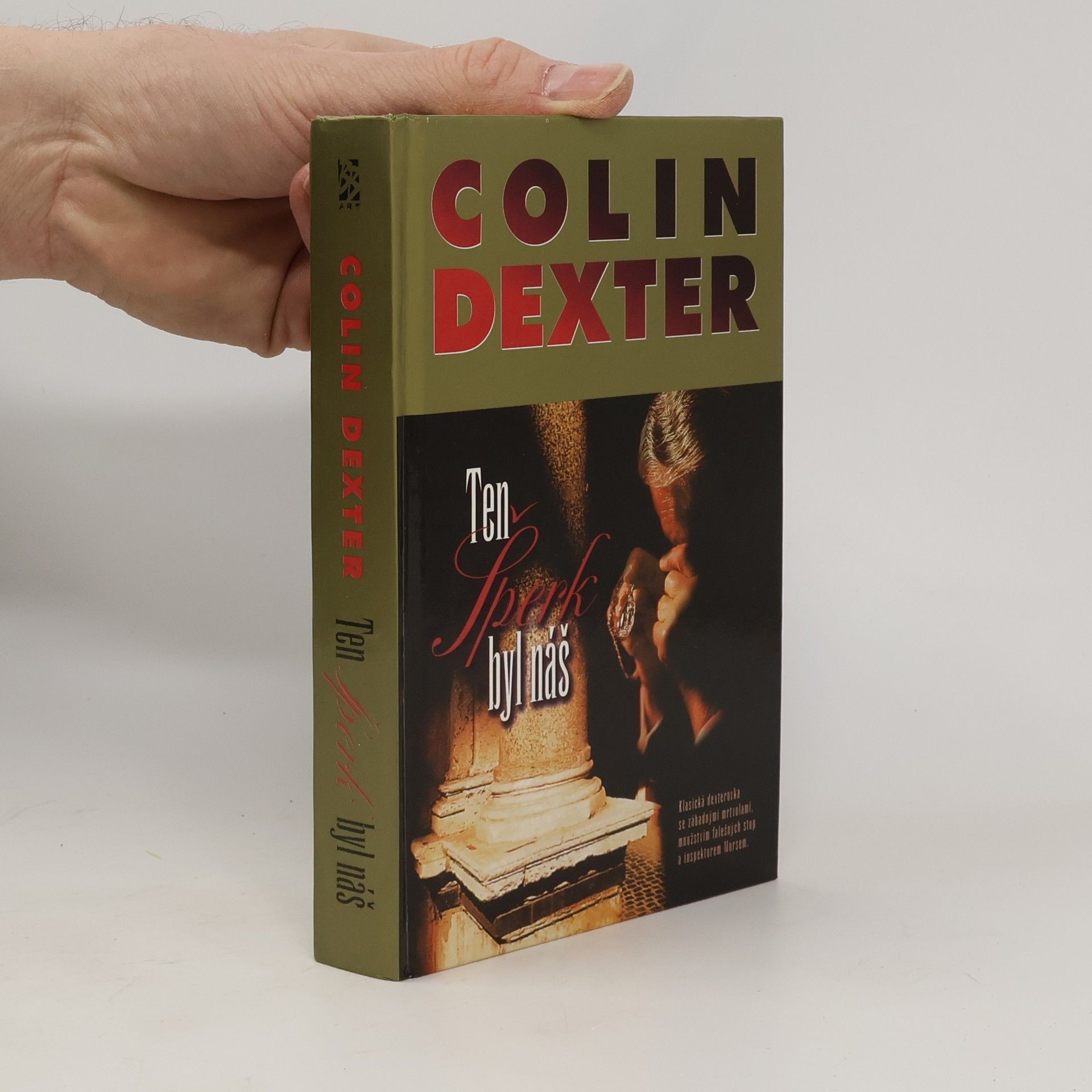 Colin Dexter Ten šperk byl náš