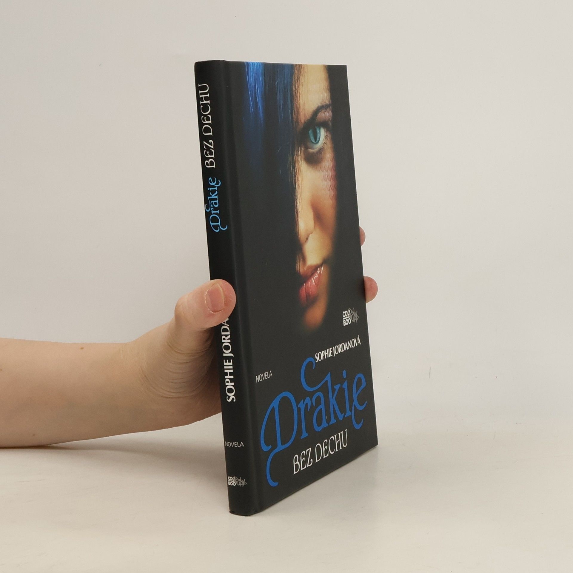 Sophie Jordan Bez dechu. Drakie. 4. díl