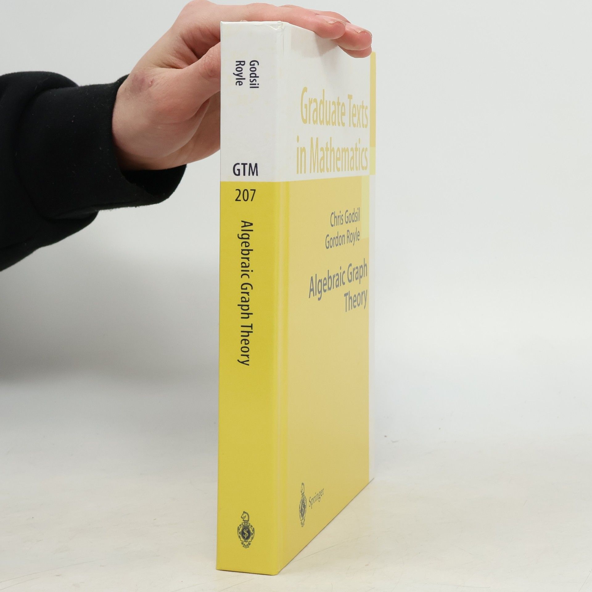 Chris Godsil Graduate Texts in Mathematics - 207: Algebraic Graph Theory