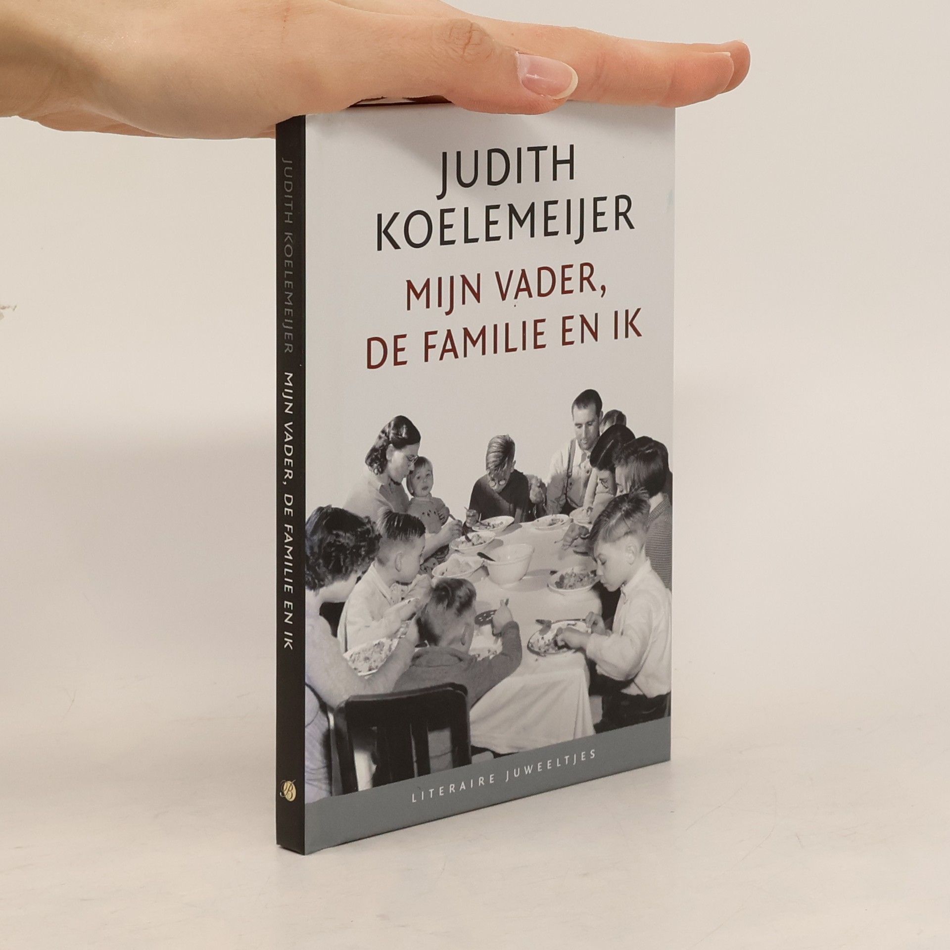 Margot Engelen Literaire Juweeltjes: Mijn vader, de familie en ik
