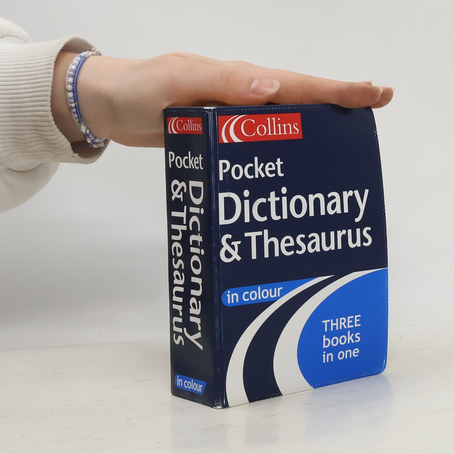 Collins Pocket Dictionary & Thesaurus