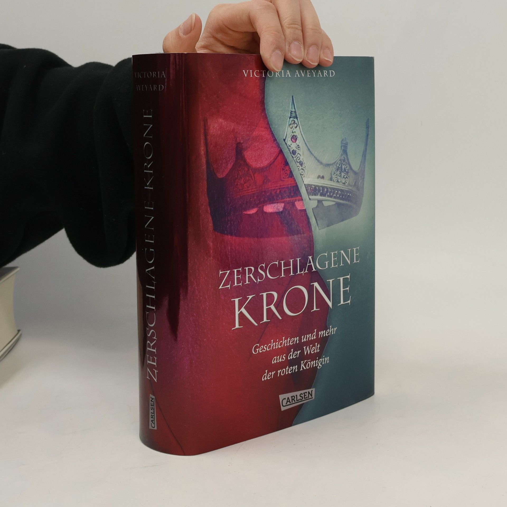 Victoria Aveyard Zerschlagene Krone - Geschichten und mehr aus der Welt der roten Königin (Die Farben des Blutes 5)