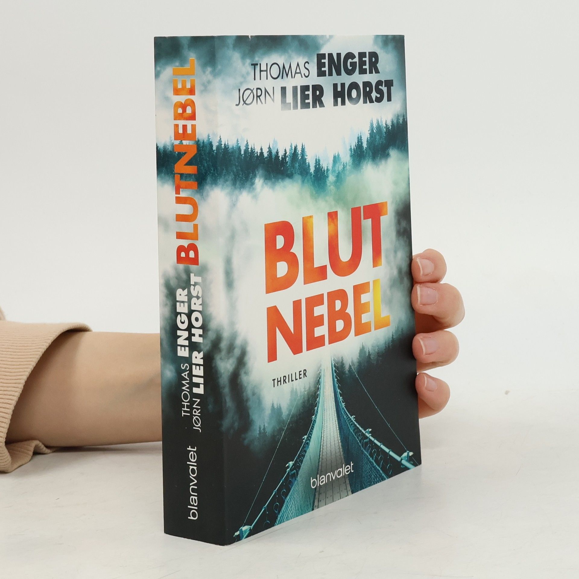 Thomas Enger Blutnebel