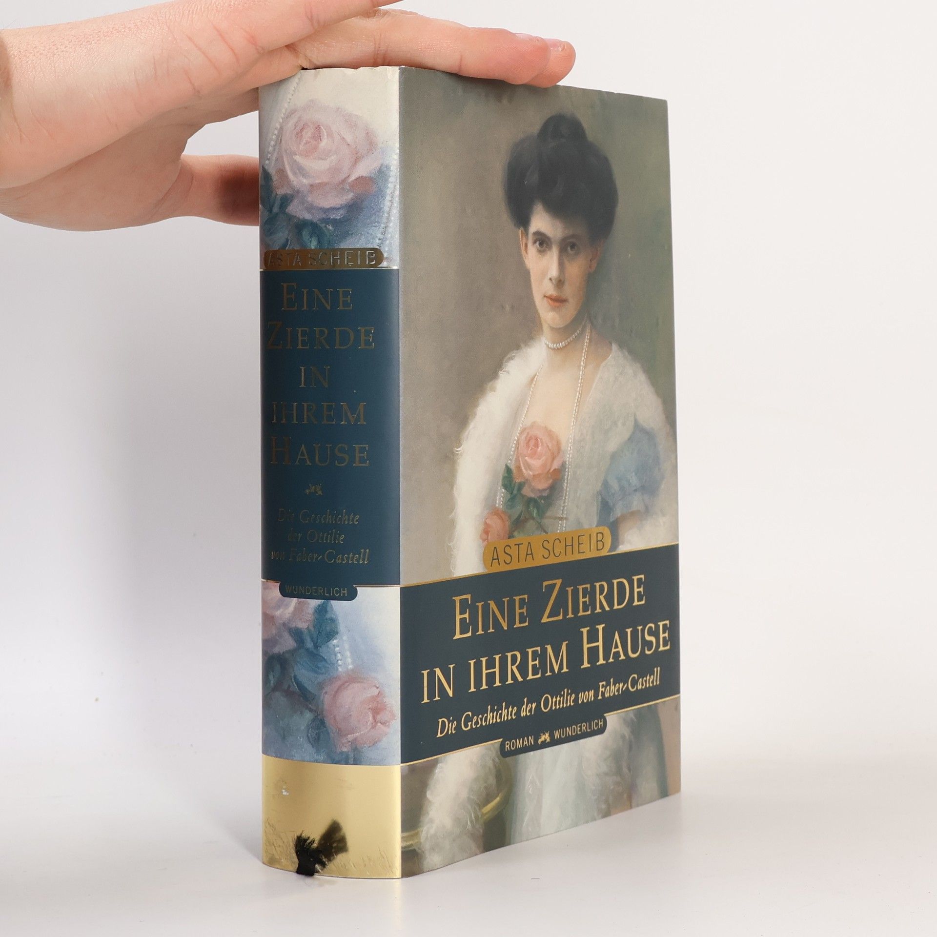 Asta Scheib Eine Zierde in ihrem Hause