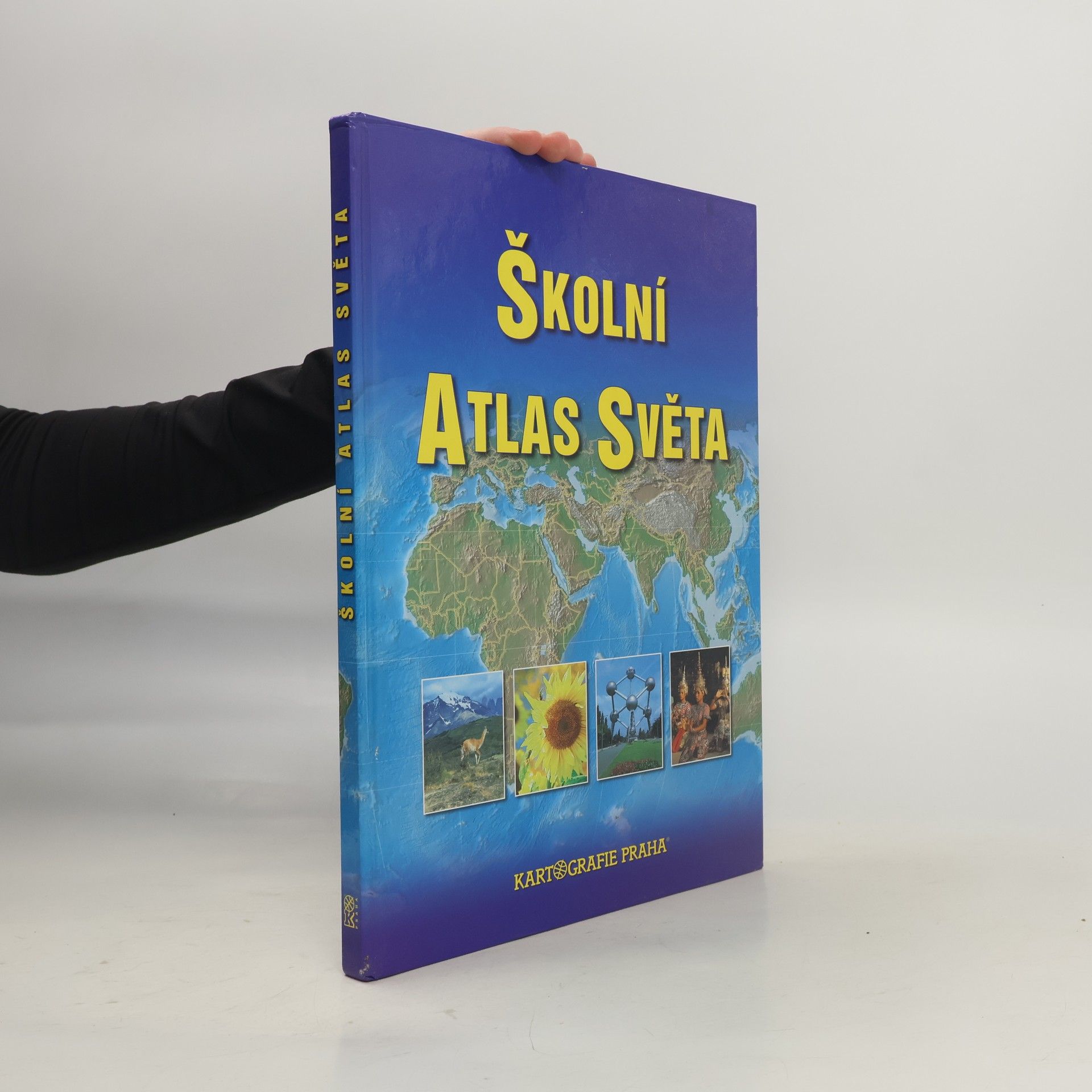 Kolektiv autorů Školní atlas světa