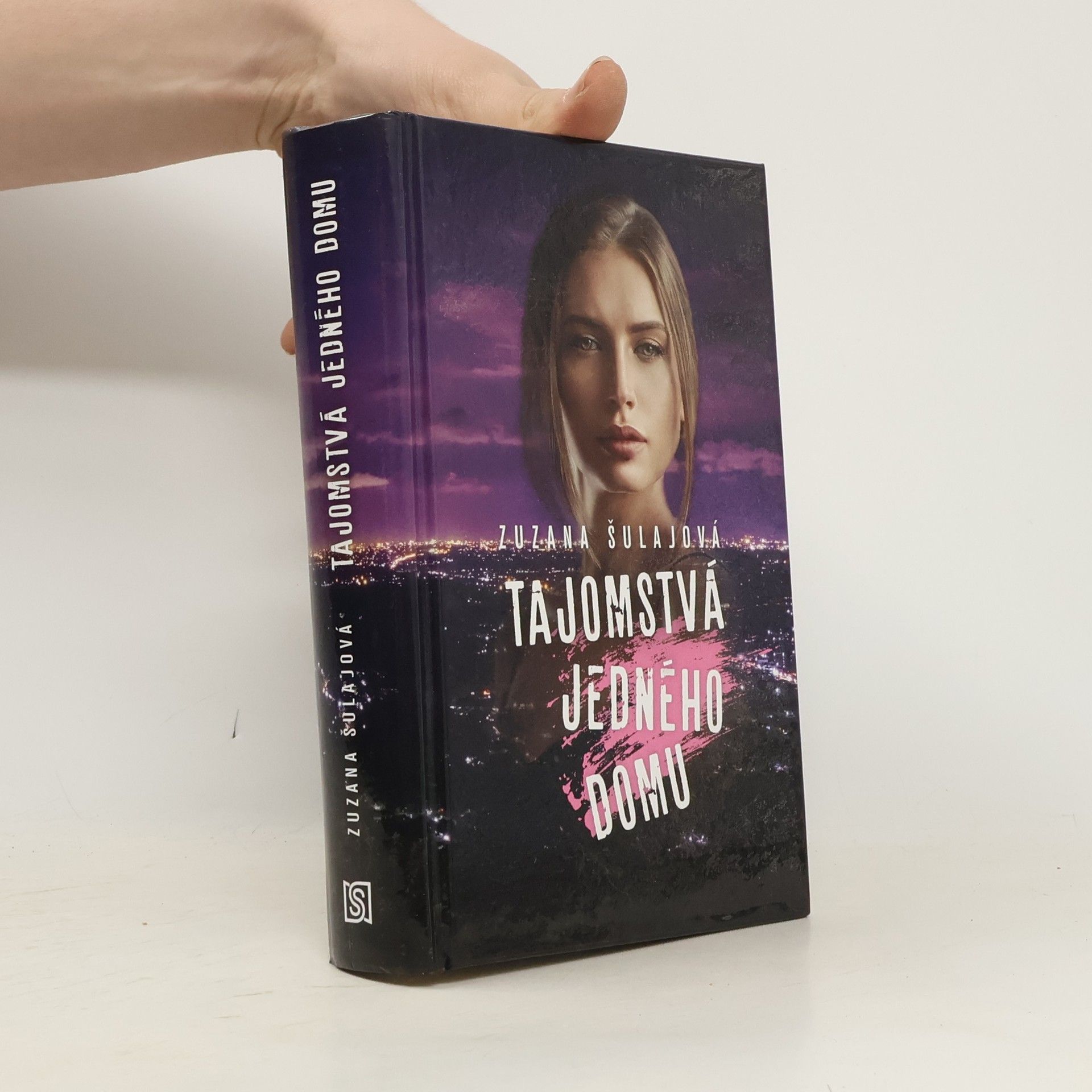 Zuzana Šulajová Tajomstvá jedného domu