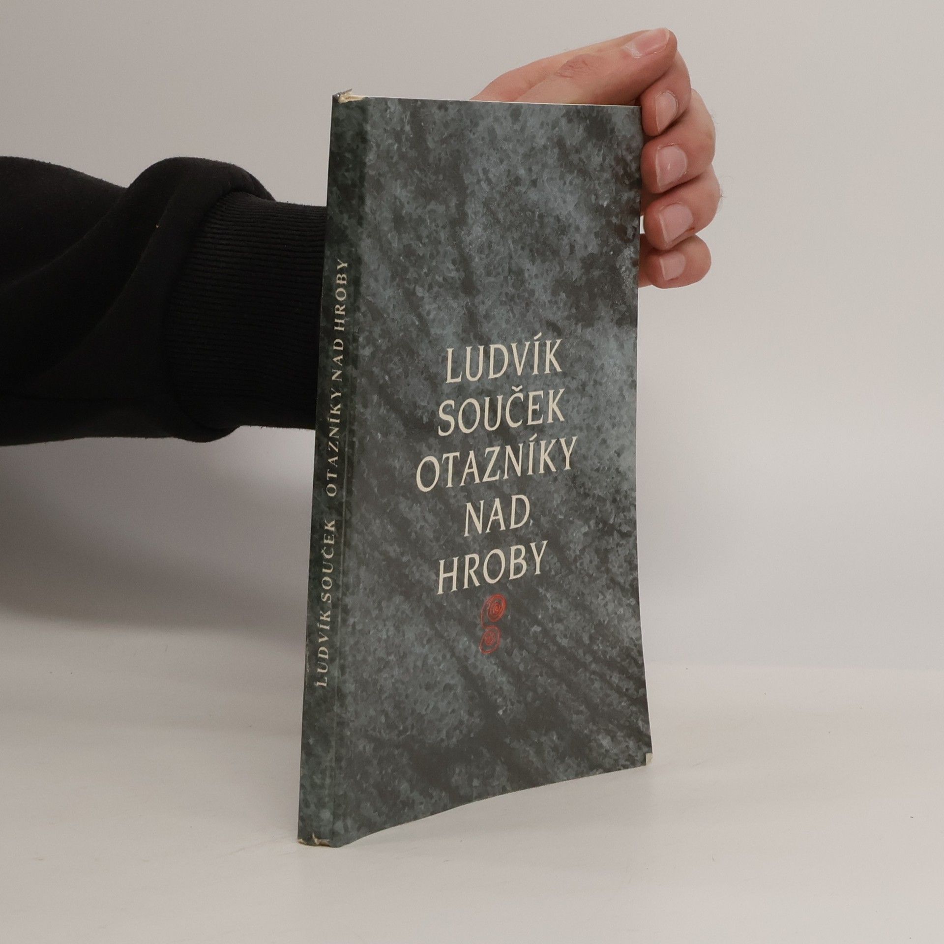 Ludvík Souček Otázníky nad hroby