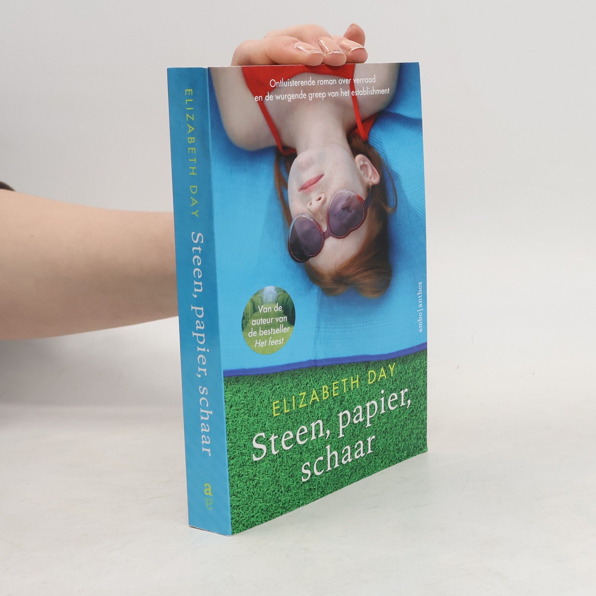 Elizabeth Day Steen, papier, schaar