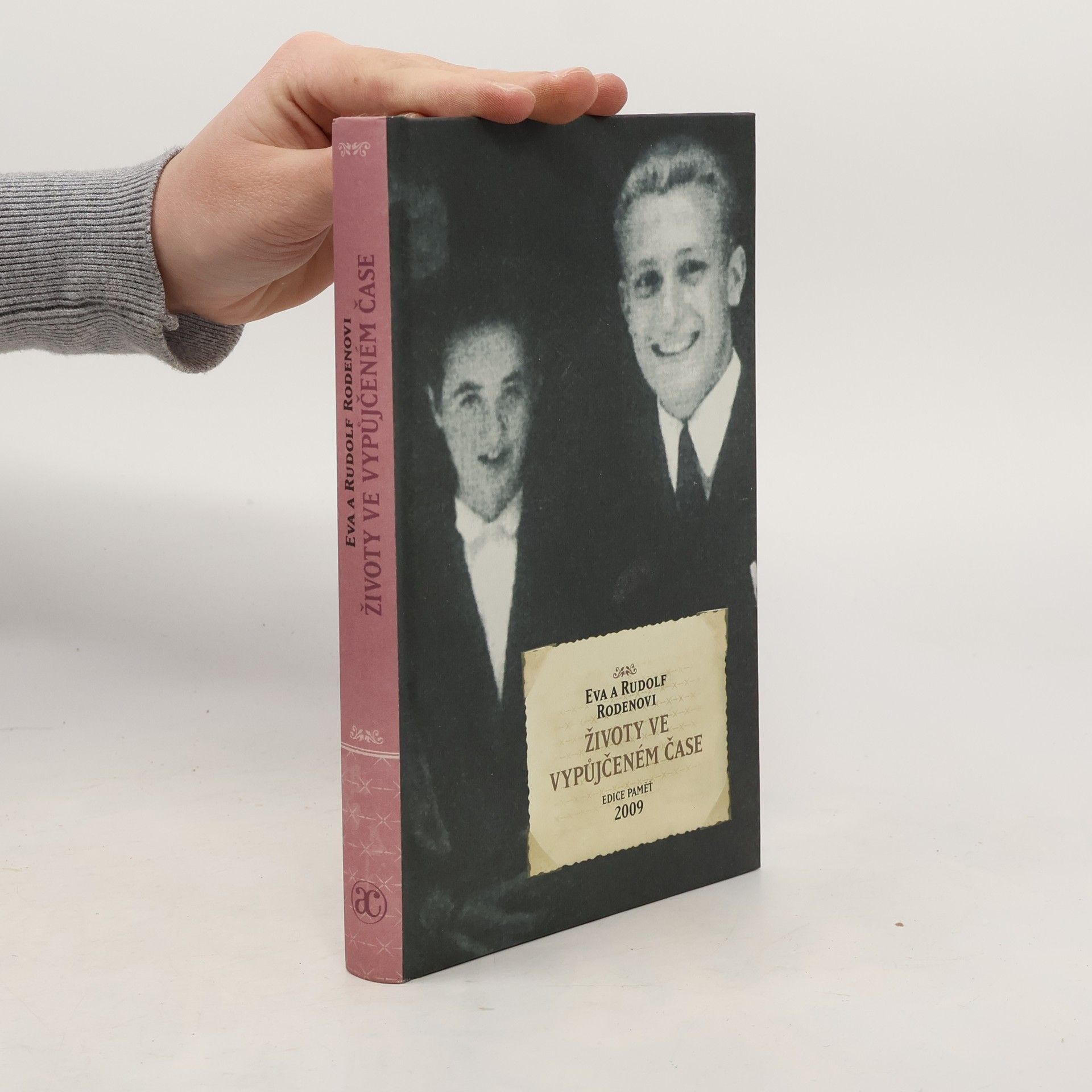 Eva Roden Životy ve vypůjčeném čase