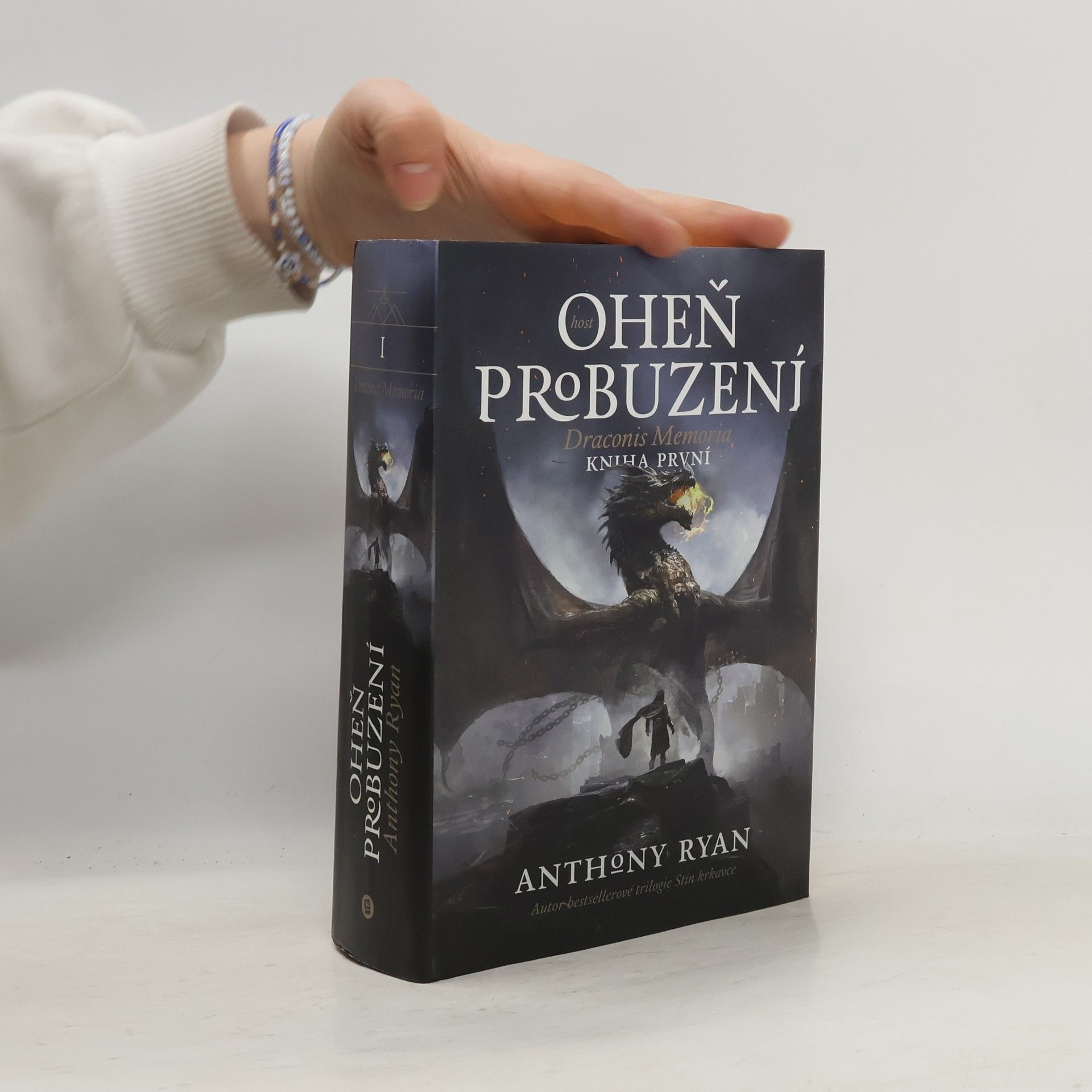 Anthony Ryan Oheň probuzení