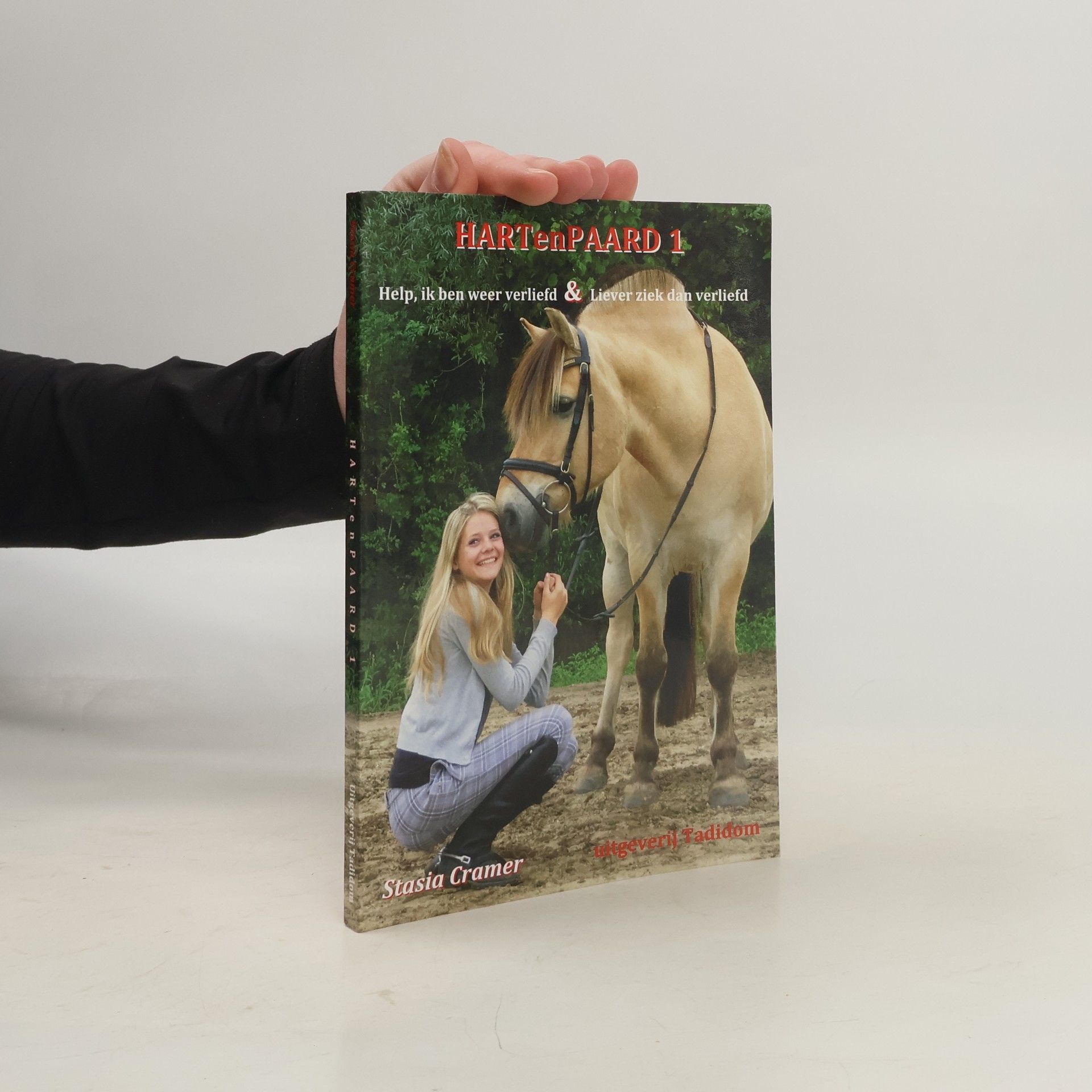 Stasia Cramer Hart en paard 1