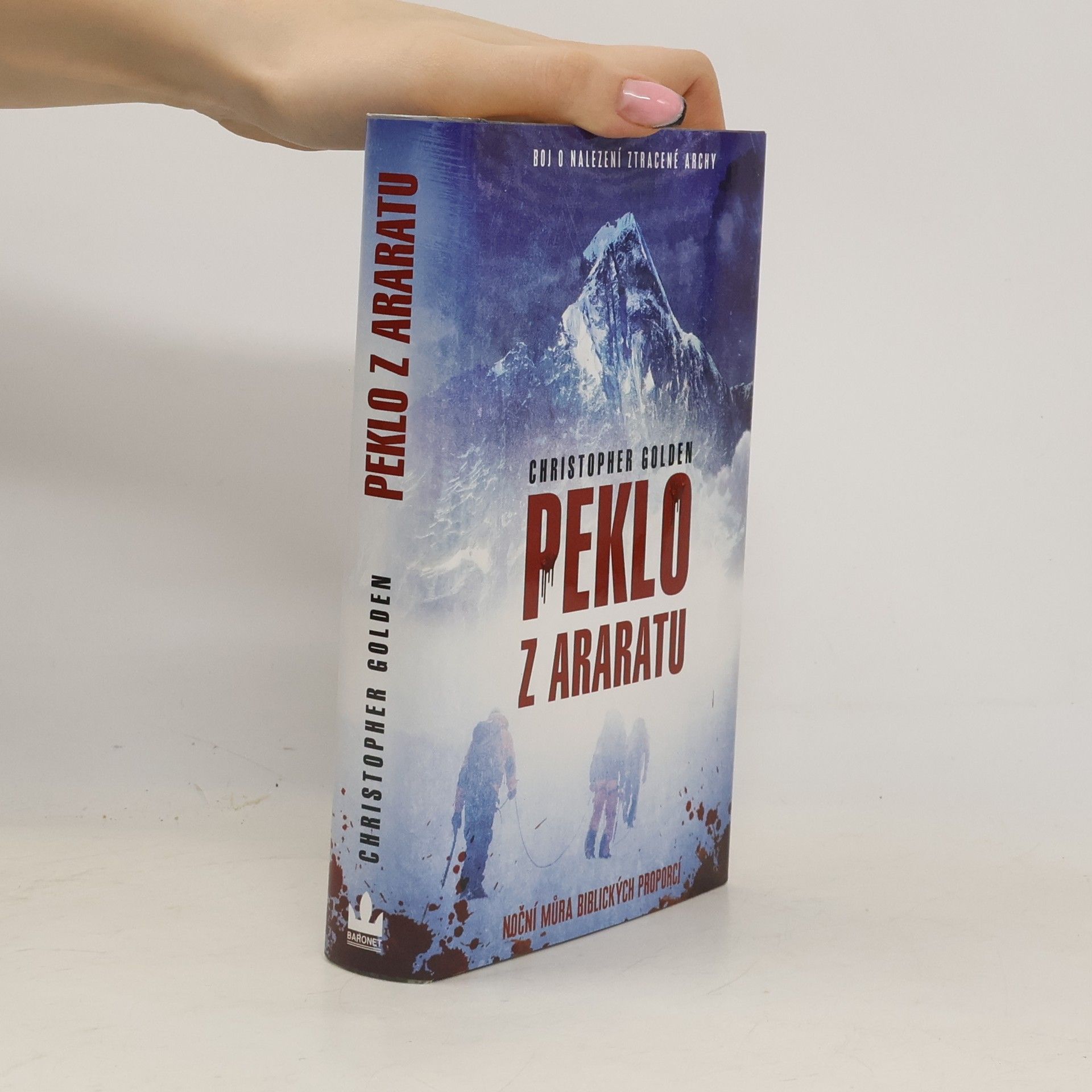 Christopher Golden Peklo z Araratu