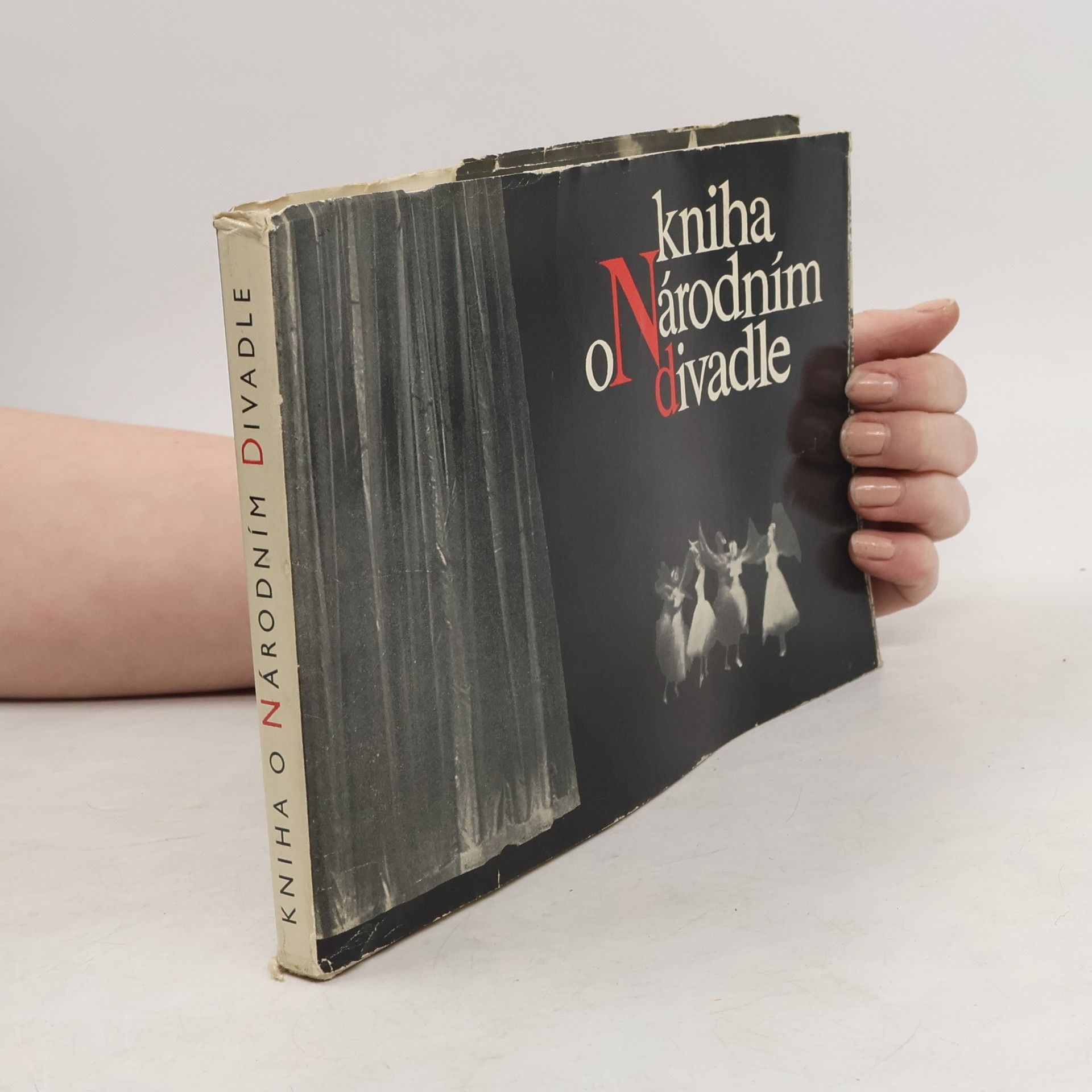 Kolektív autorov Kniha o Národním divadle 1883-1963