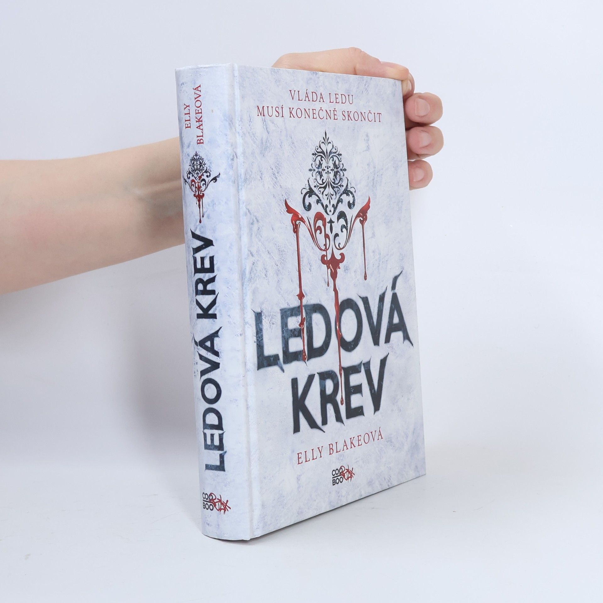 Elly Blake Ledová krev