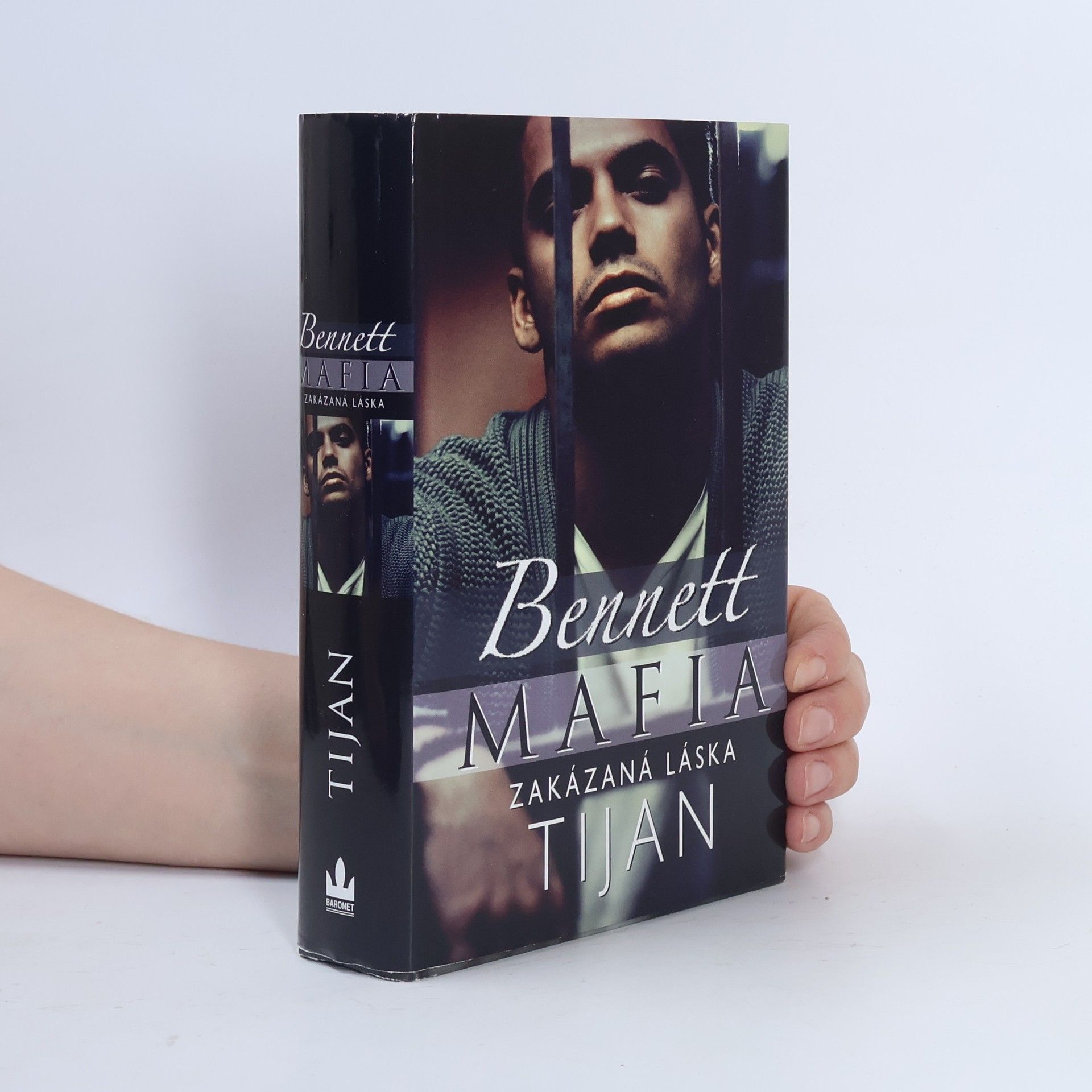 Tijan Bennett mafia : zakázaná láska