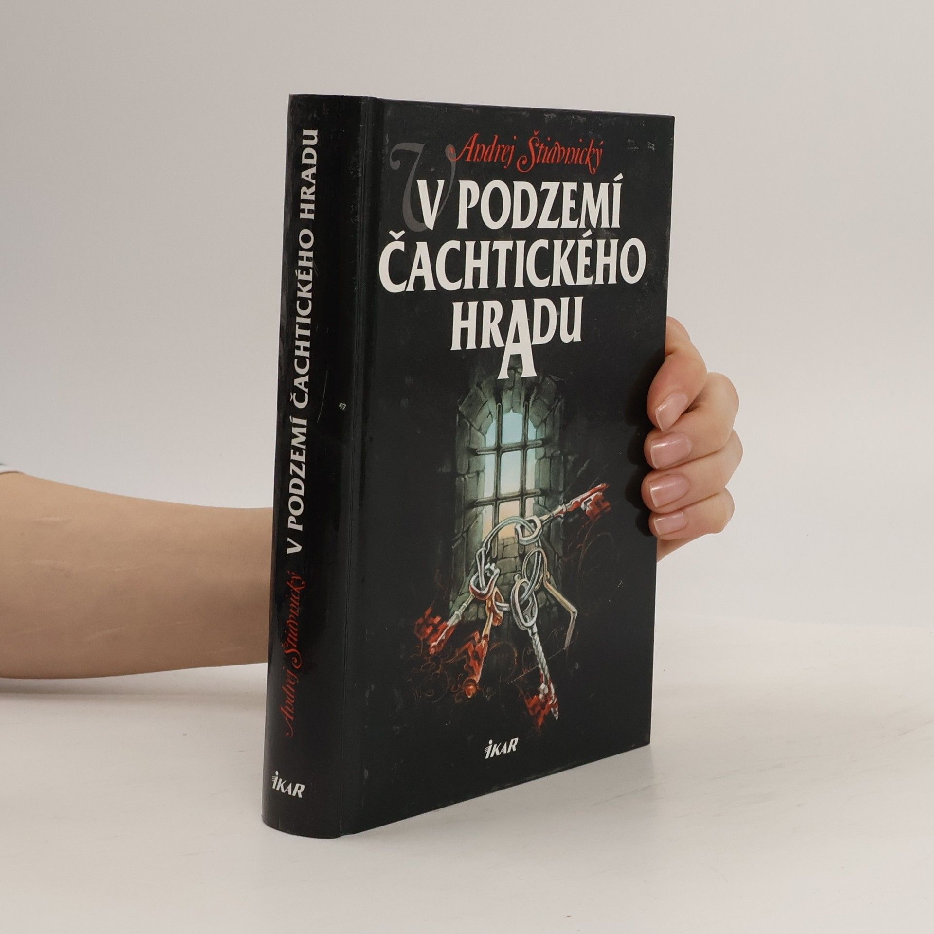 V podzemí Čachtického hradu 1. díl