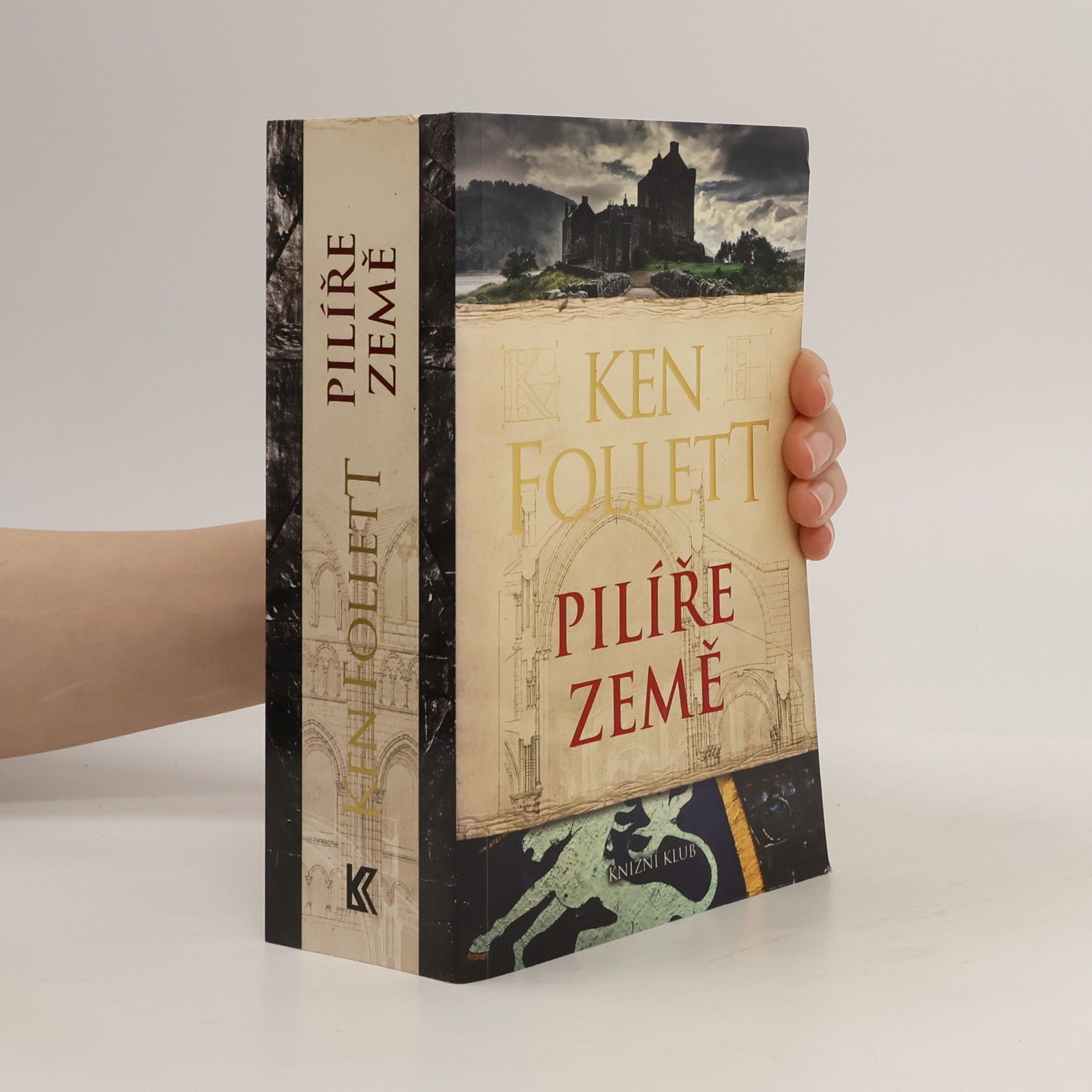 Ken Follett Pilíře země