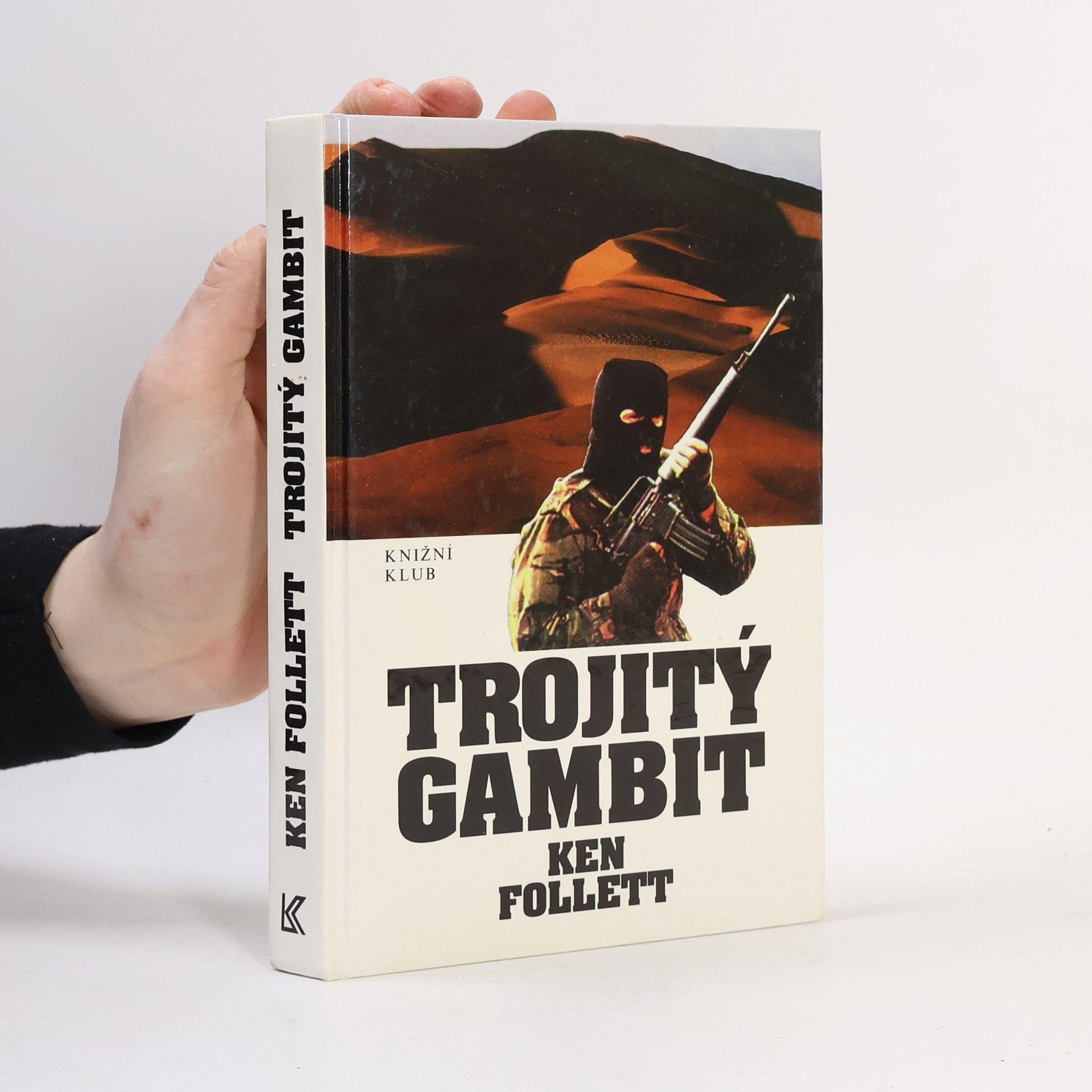 Ken Follett Trojitý gambit