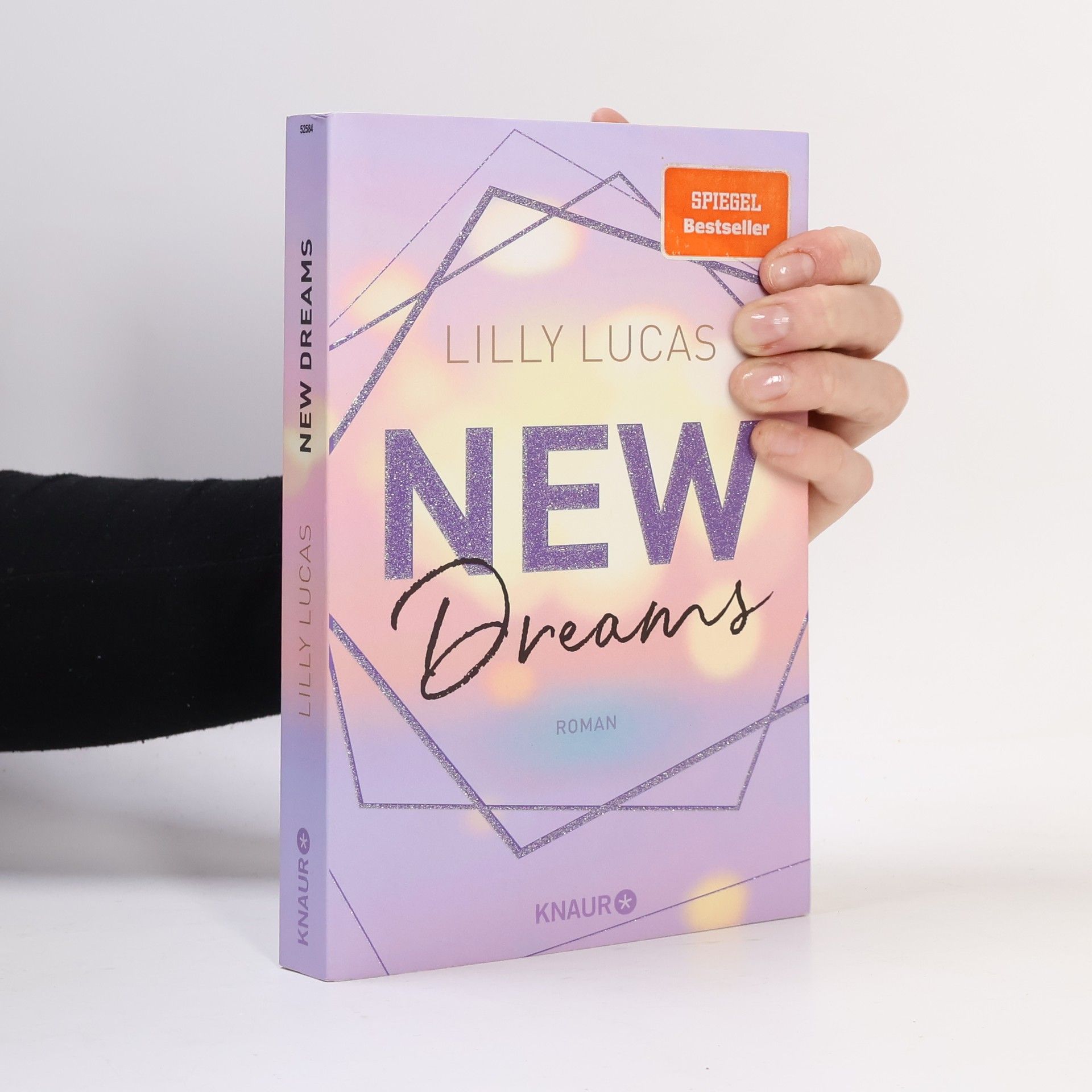 Lilly Lucas New Dreams