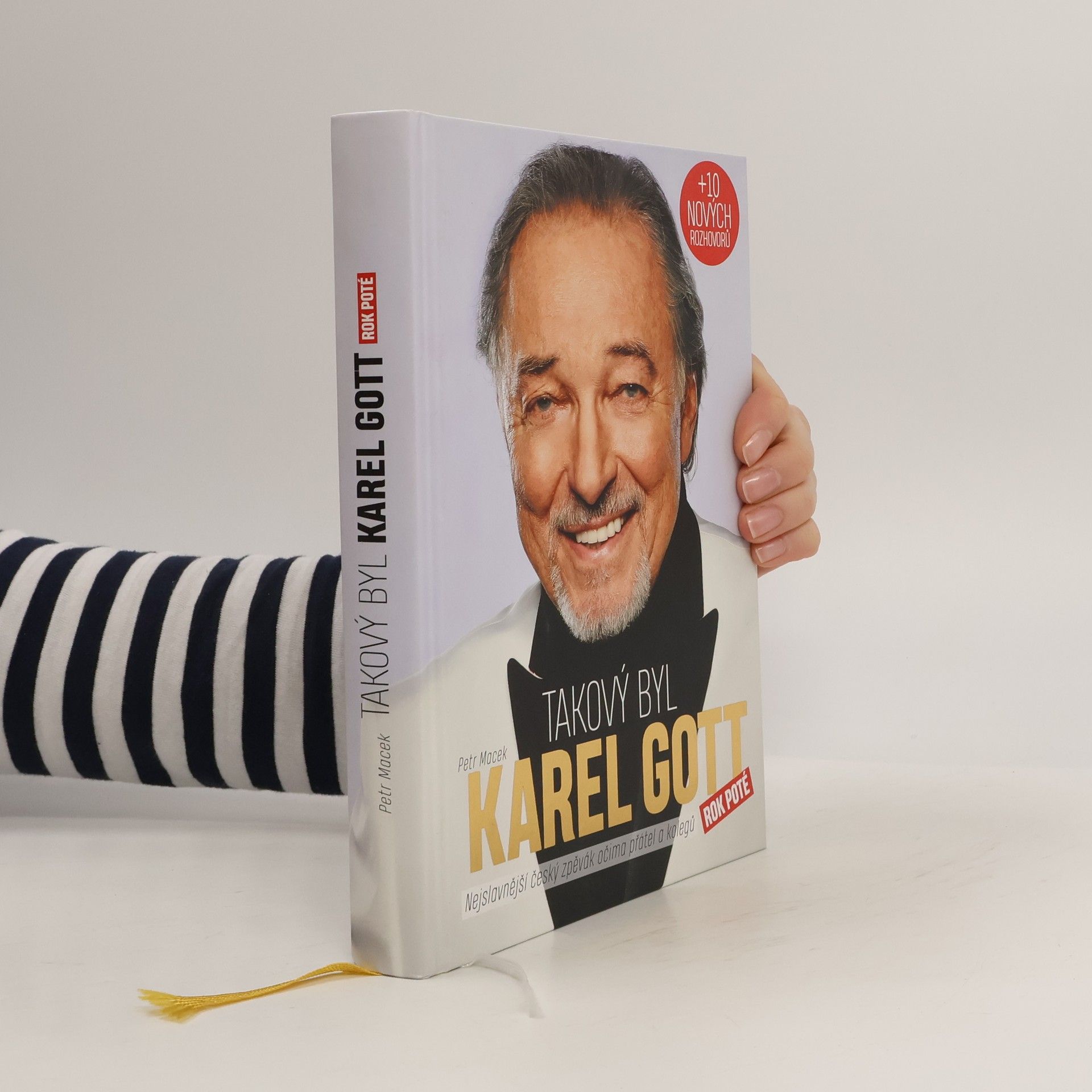 Petr Macek Takový byl Karel Gott: Rok poté