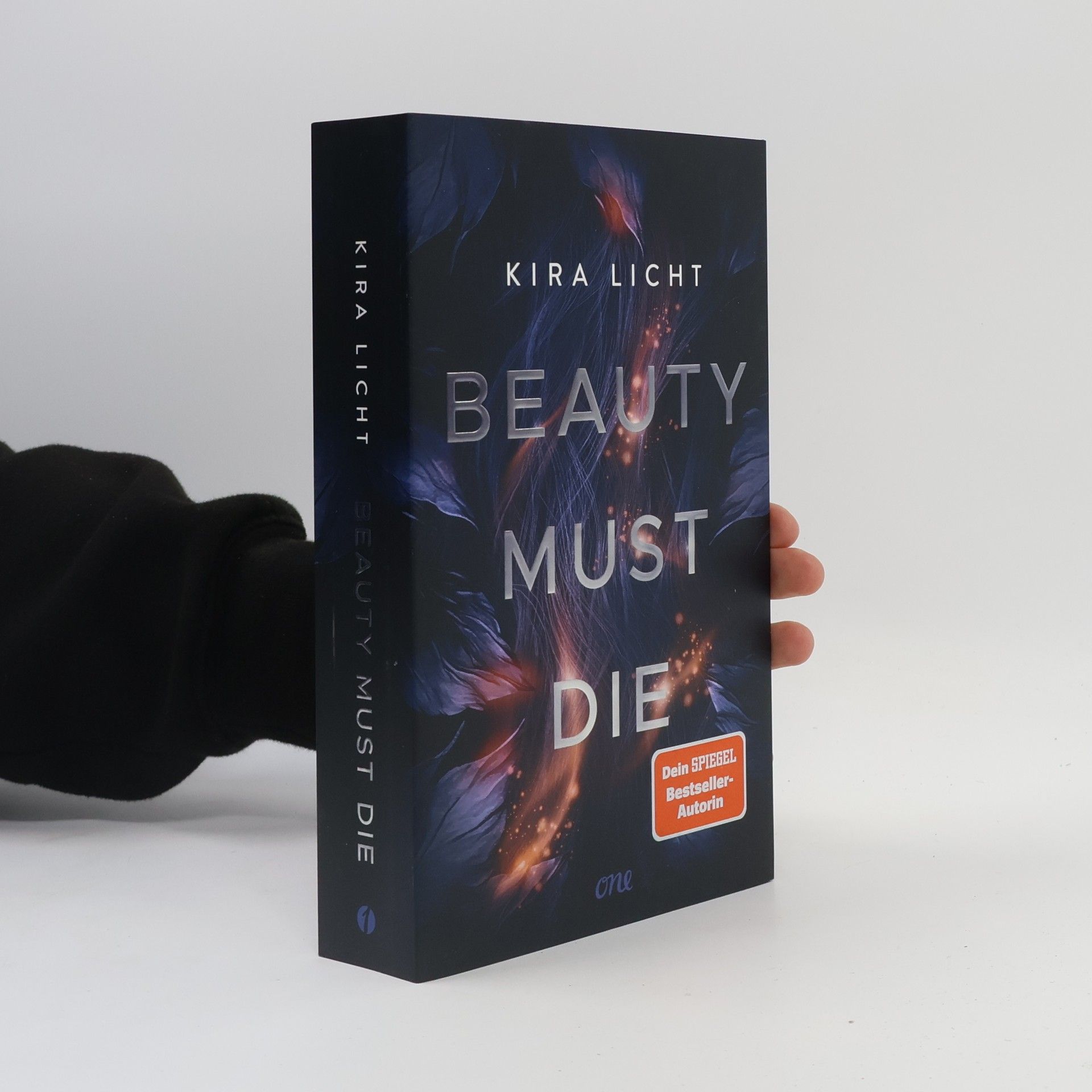 Beauty Must Die