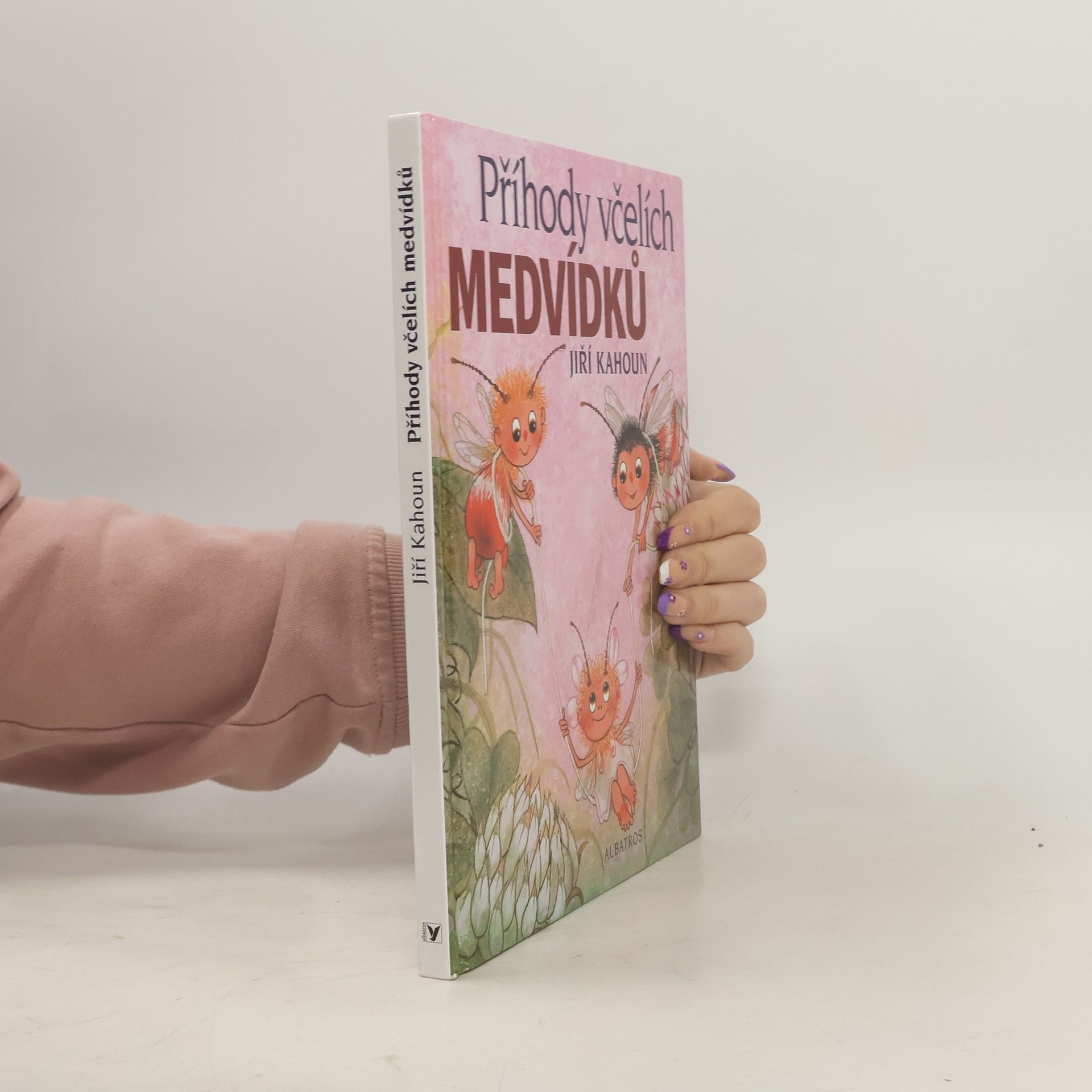 Jiří Kahoun Příhody včelích medvídků