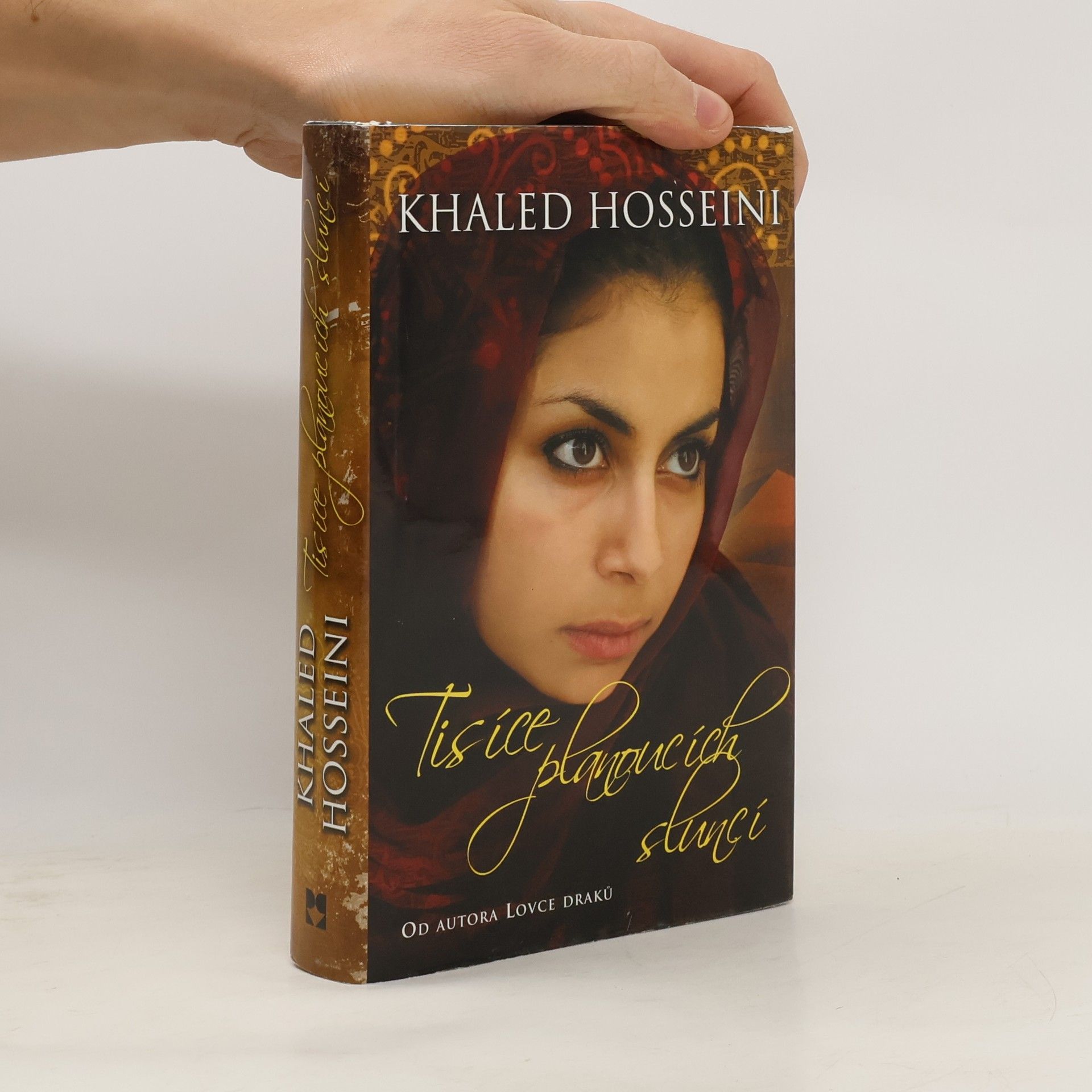 Khaled Hosseini Tisíce planoucích sluncí