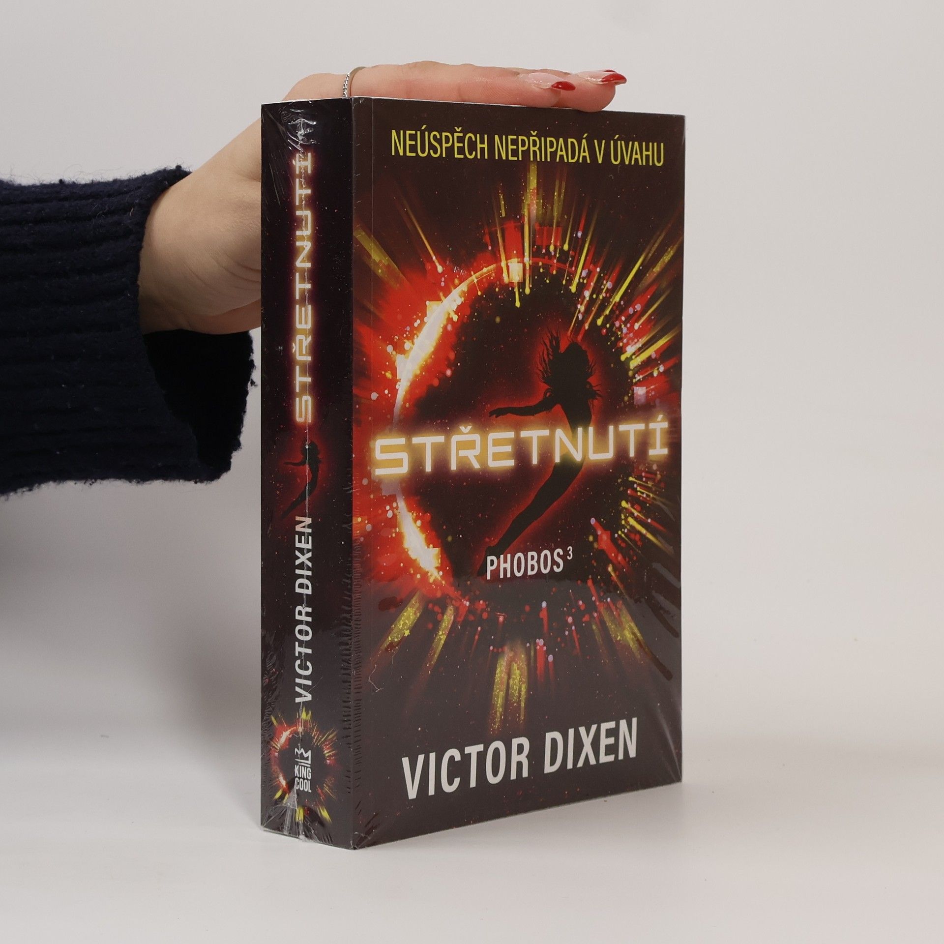 Victor Dixen Phobos 3. Střetnutí