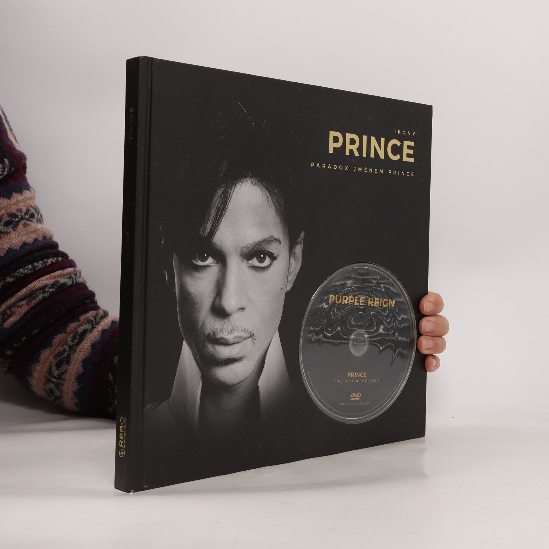 Glenda Nevill Prince: paradox jménem Prince