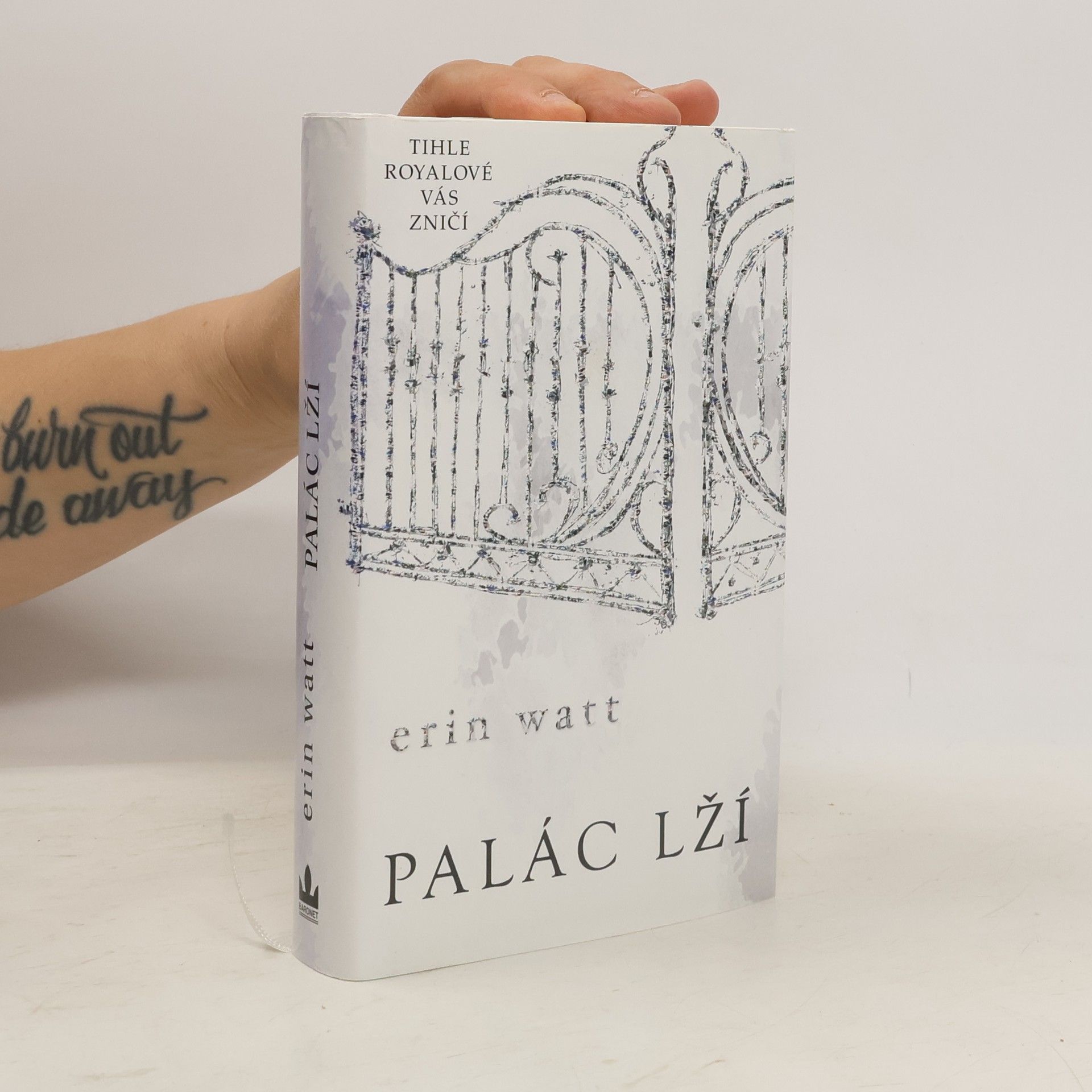 Elle Kennedy Palác lží