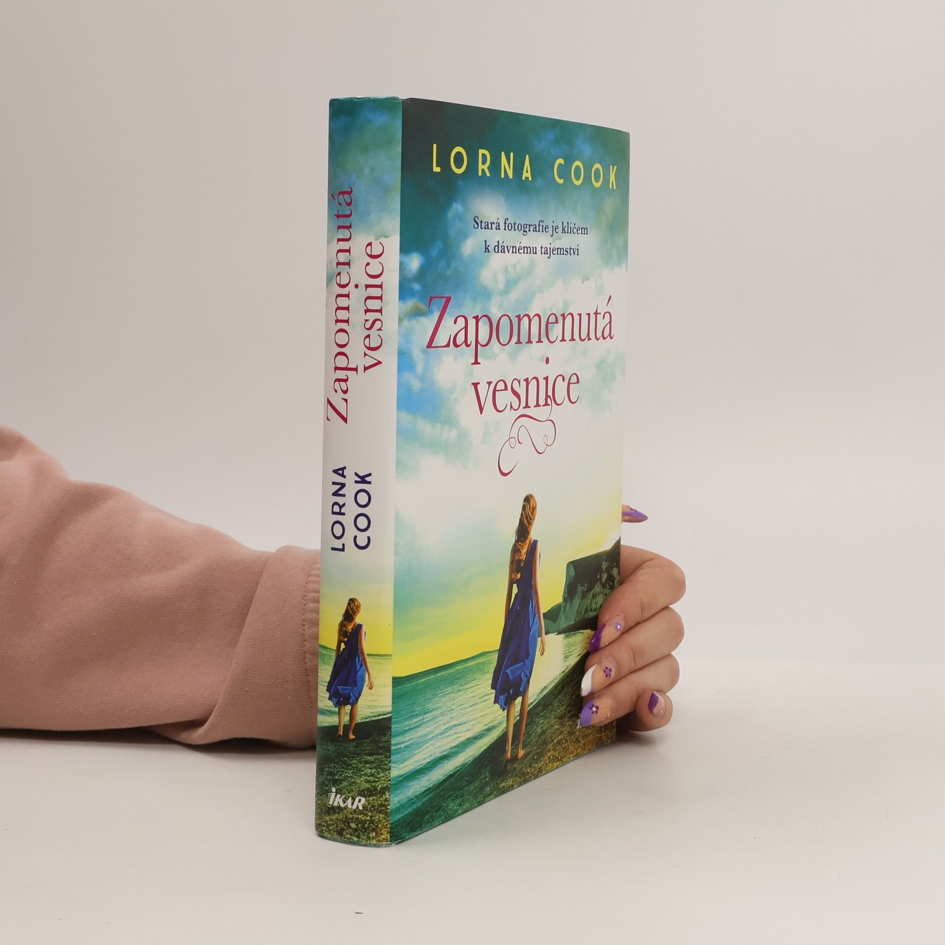 Lorna Cook Zapomenutá vesnice