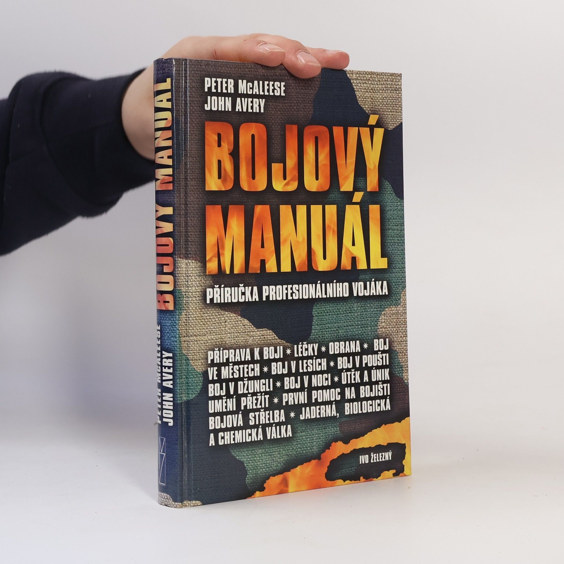 John Avery Bojový manuál: Příručka profesionálního vojáka
