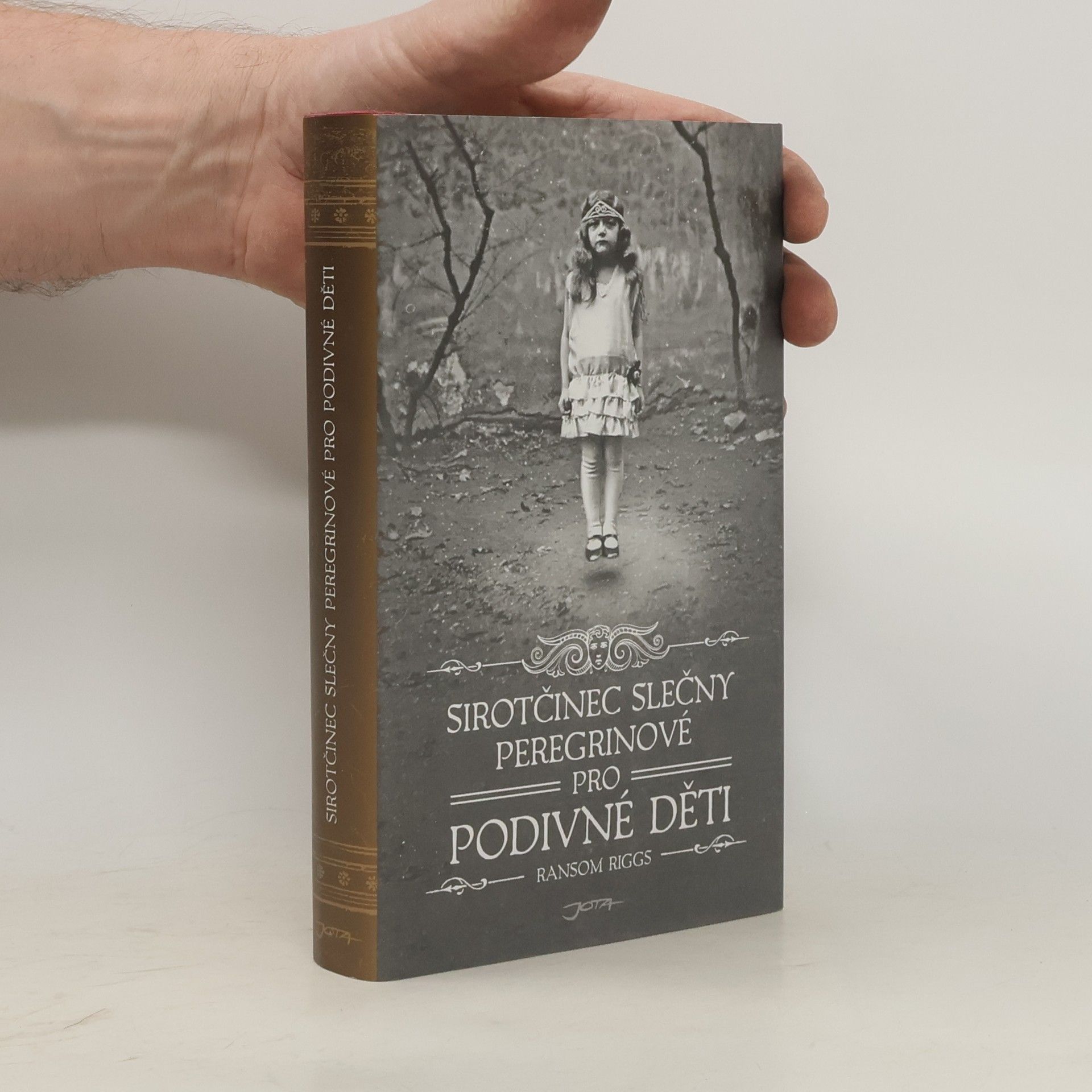 Ransom Riggs Sirotčinec slečny Peregrinové pro podivné děti