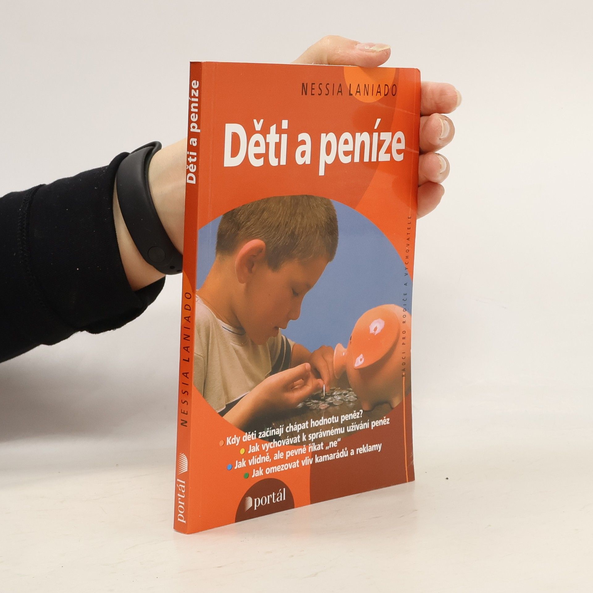 Nessia Laniado Děti a peníze