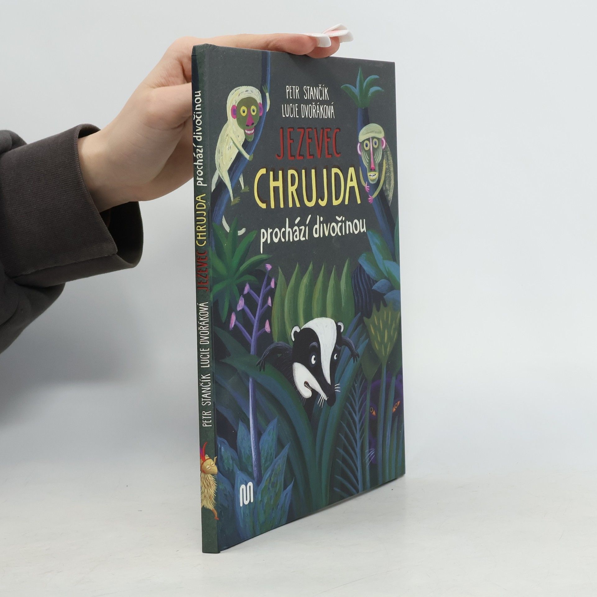 Petr Stančík Jezevec Chrujda prochází divočinou