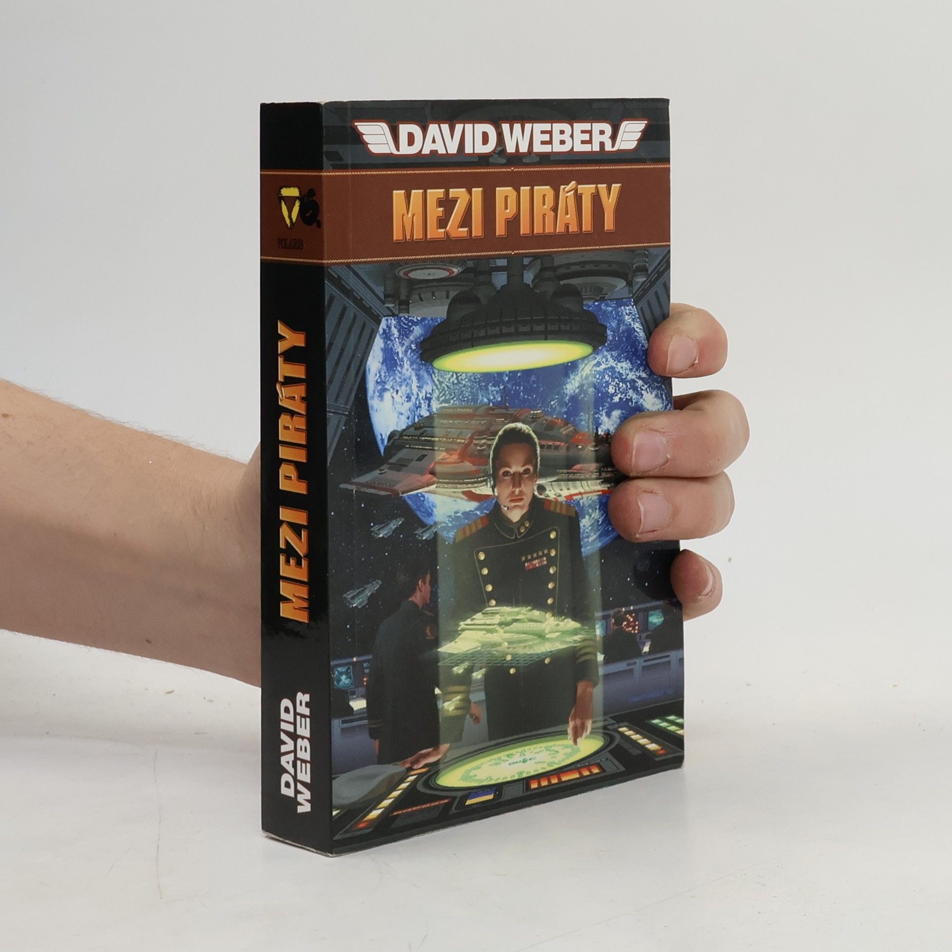 Mezi piráty