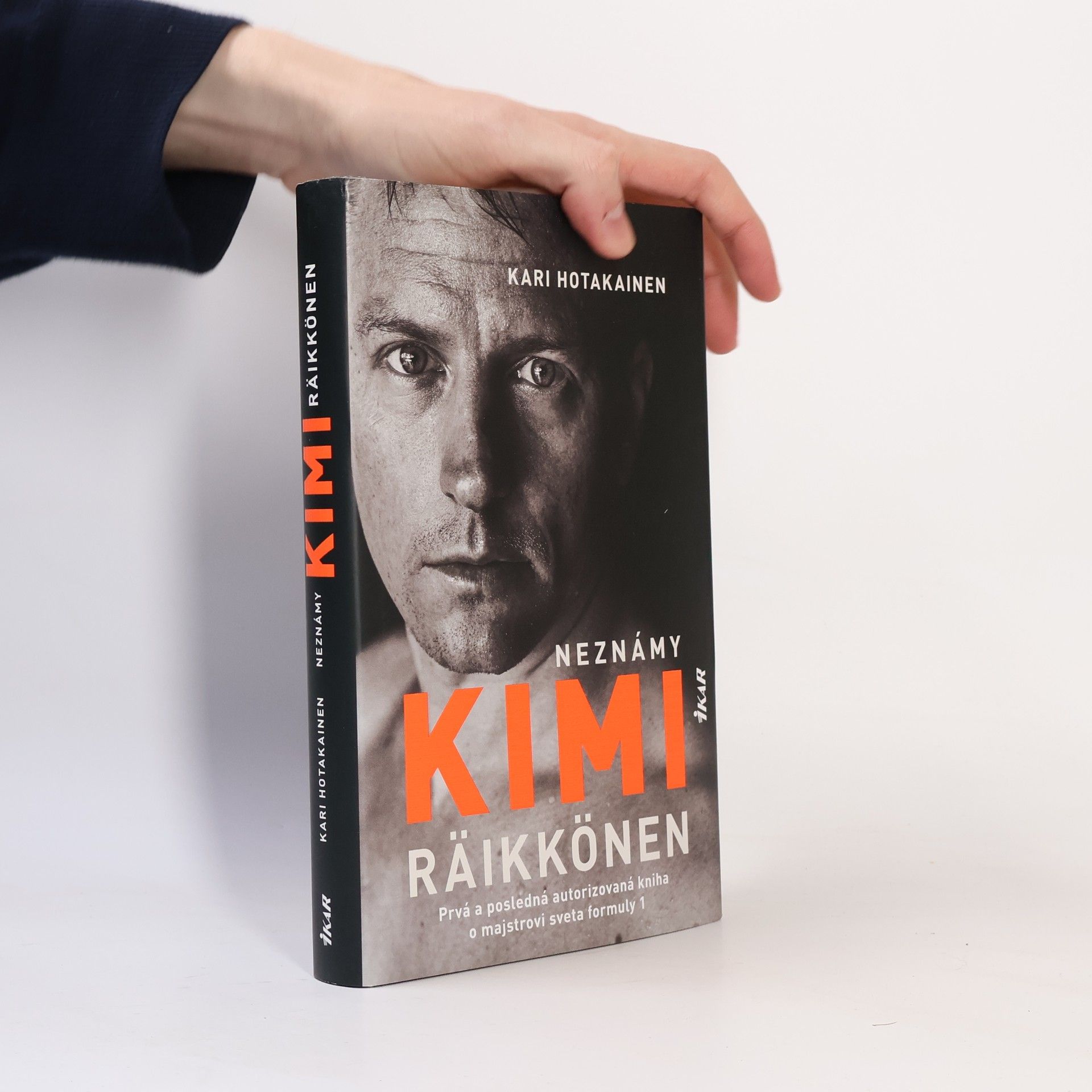 Kari Hotakainen Neznámy Kimi Räikkönen