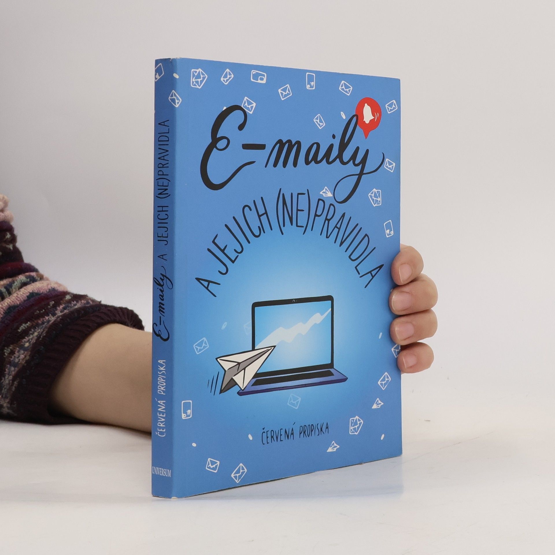 Karla Tchawou Tchuisseu E-maily a jejich (ne)pravidla