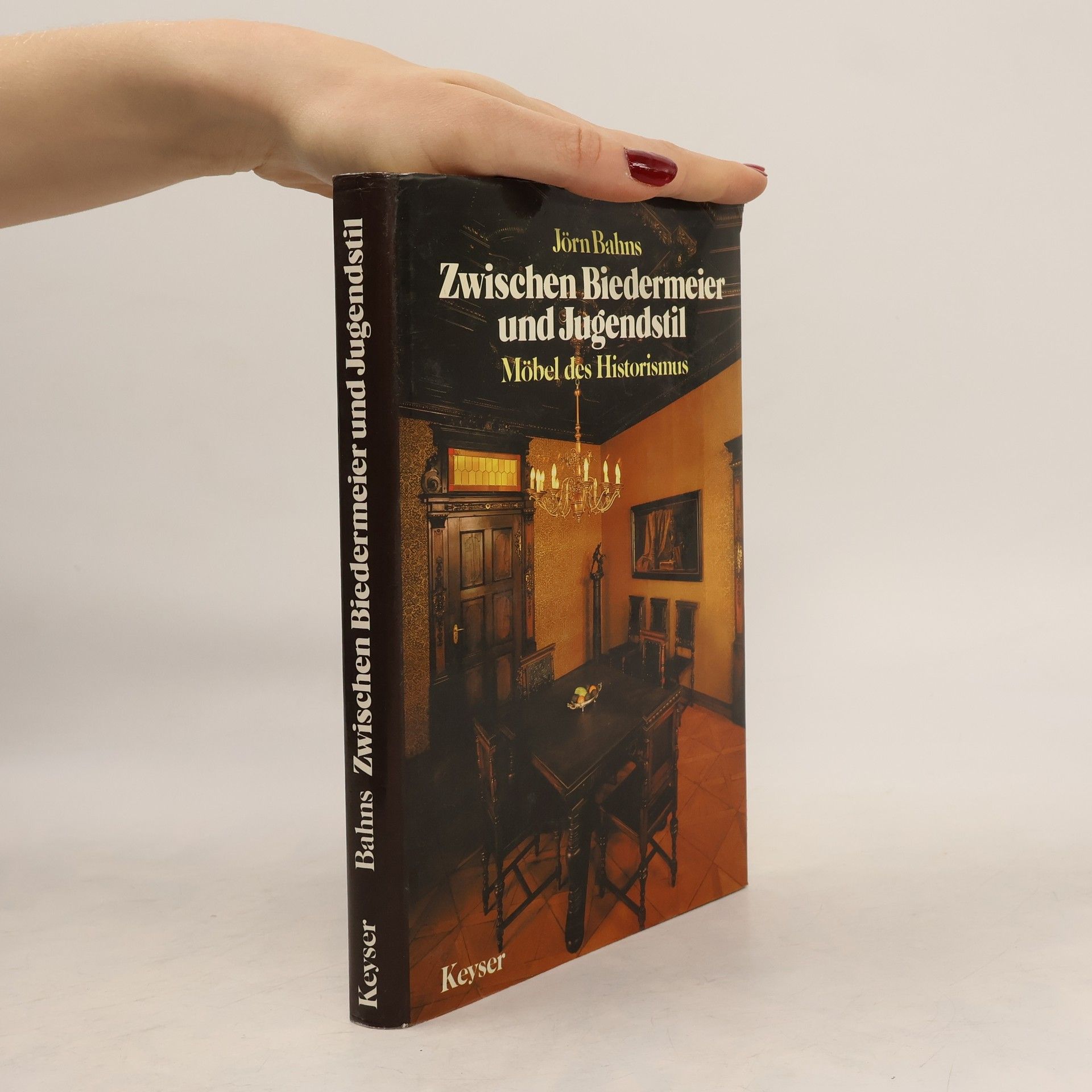 Jörn Bahns Zwischen Biedermeier und Jugendstil