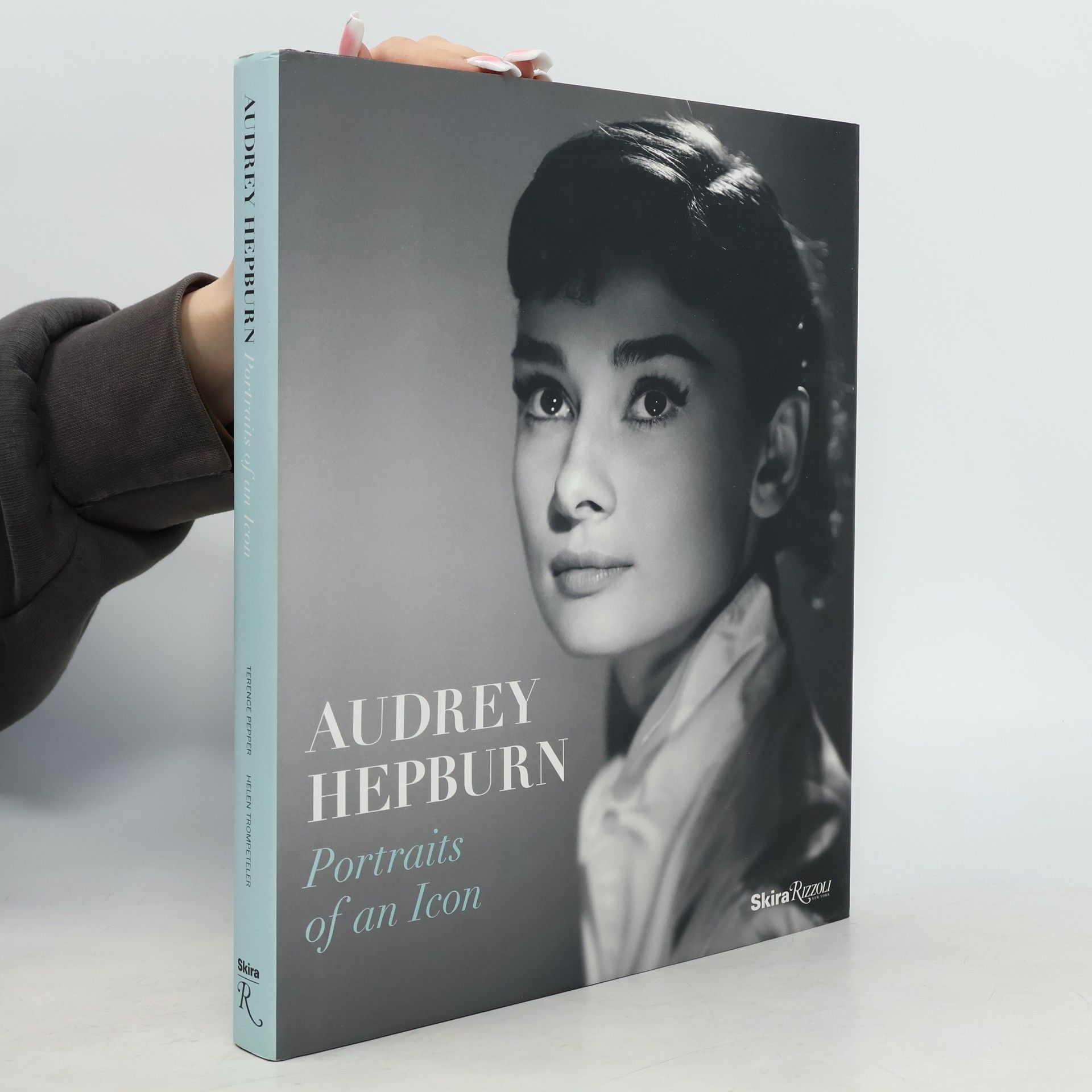 Terence Pepper Audrey Hepburn Portraits of an Icon
