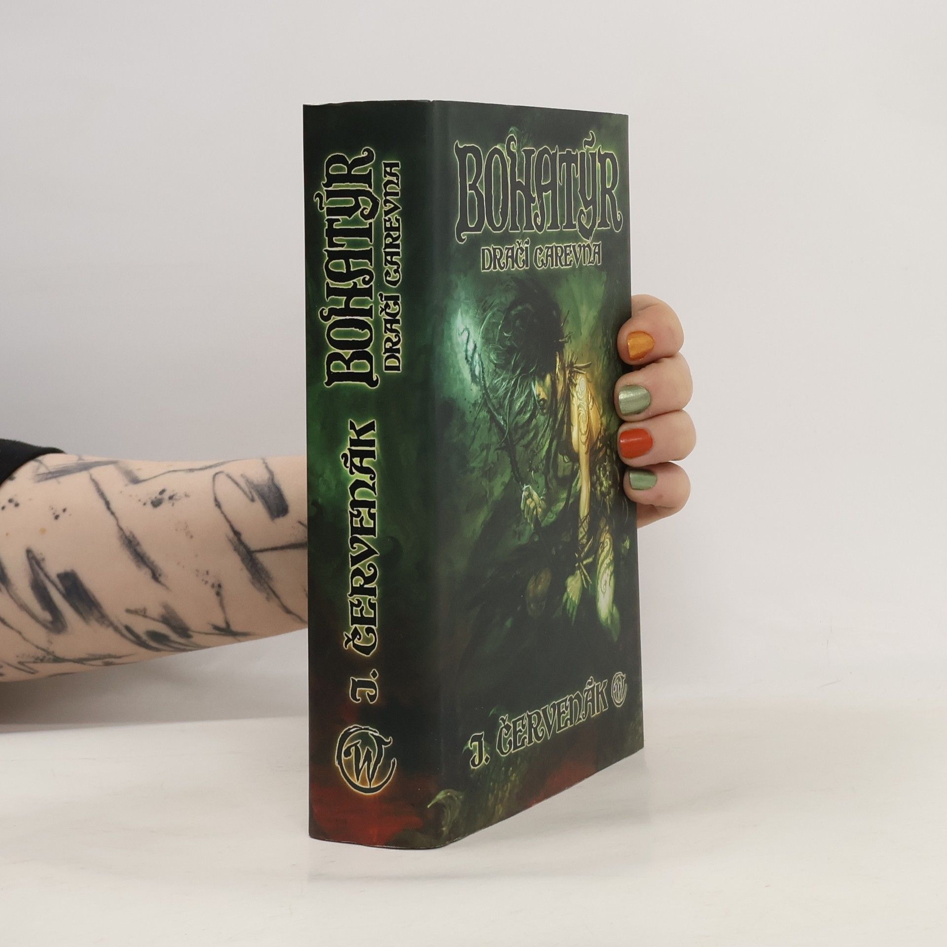 Juraj Červenák Bohatýr: Dračí carevna
