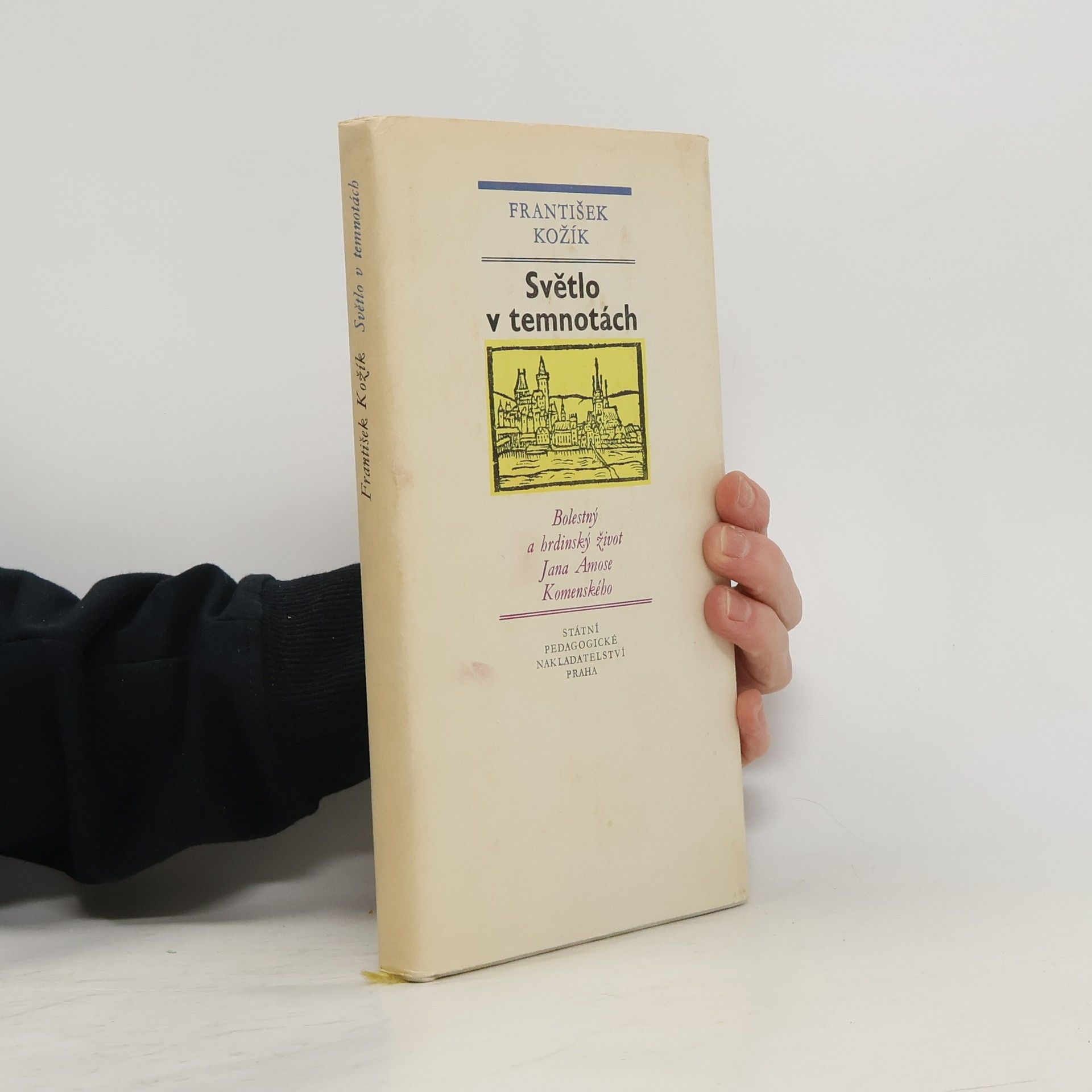 František Kožík Světlo v temnotách