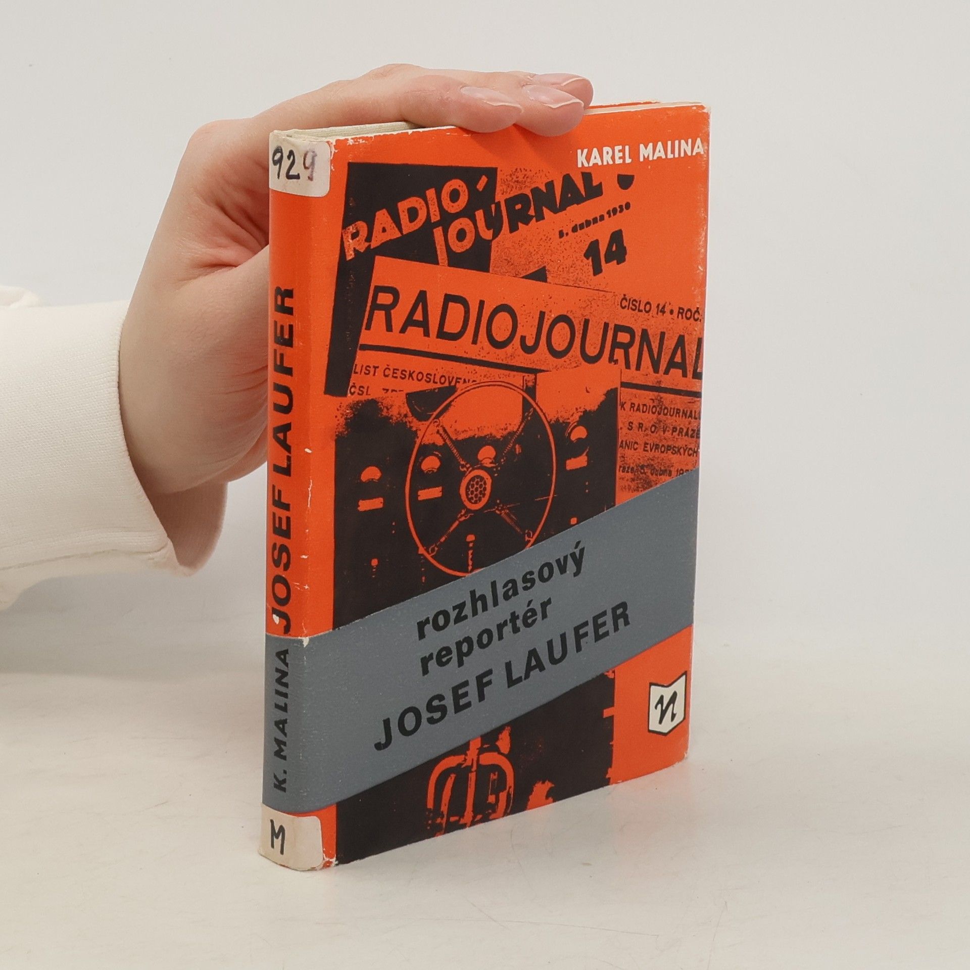 Rozhlasový reportér Josef Laufer