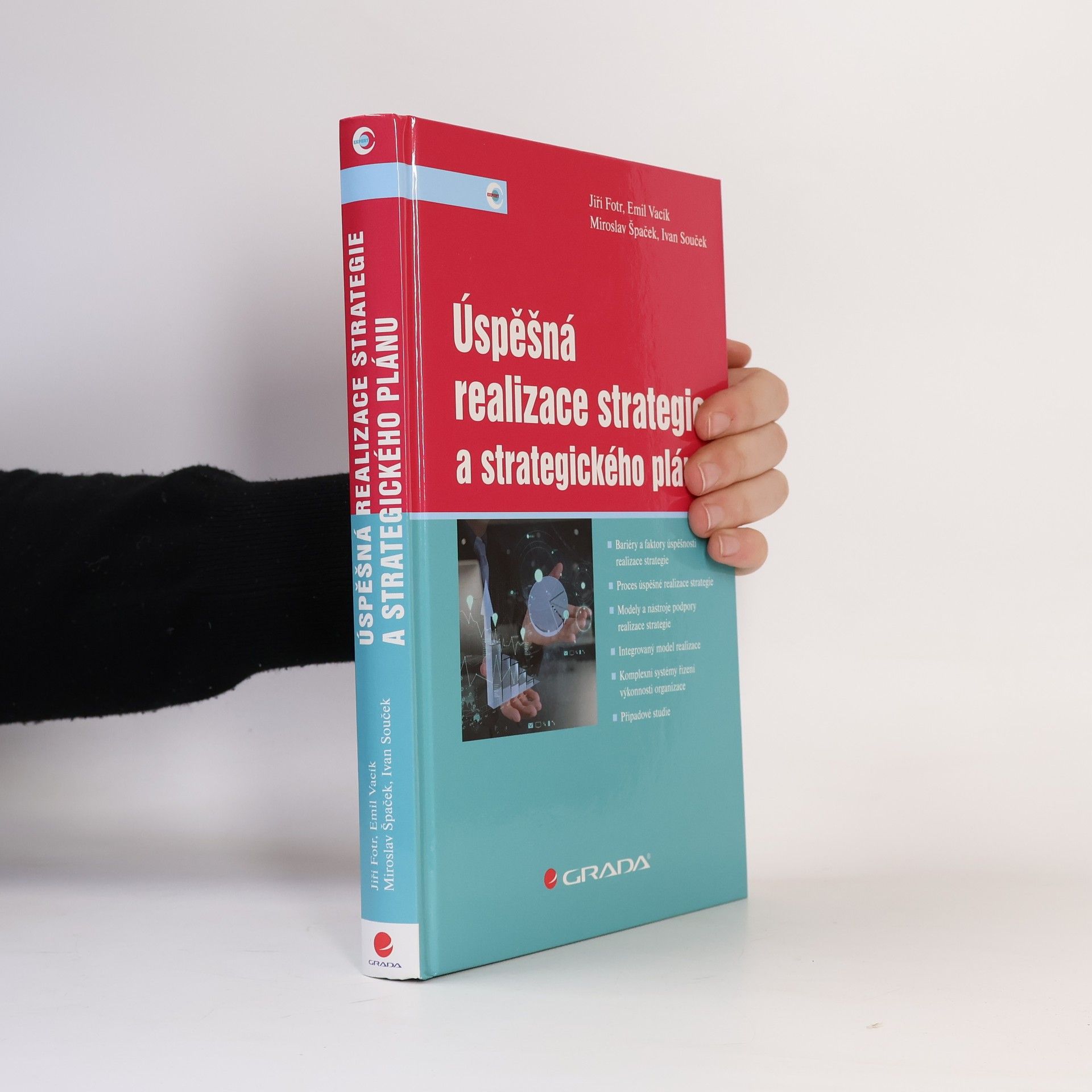 Úspěšná realizace strategie a strategického plánu
