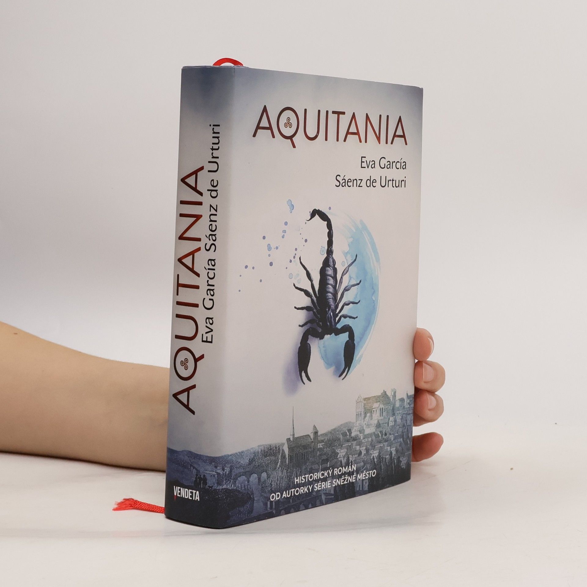 Eva García Sáenz Aquitania