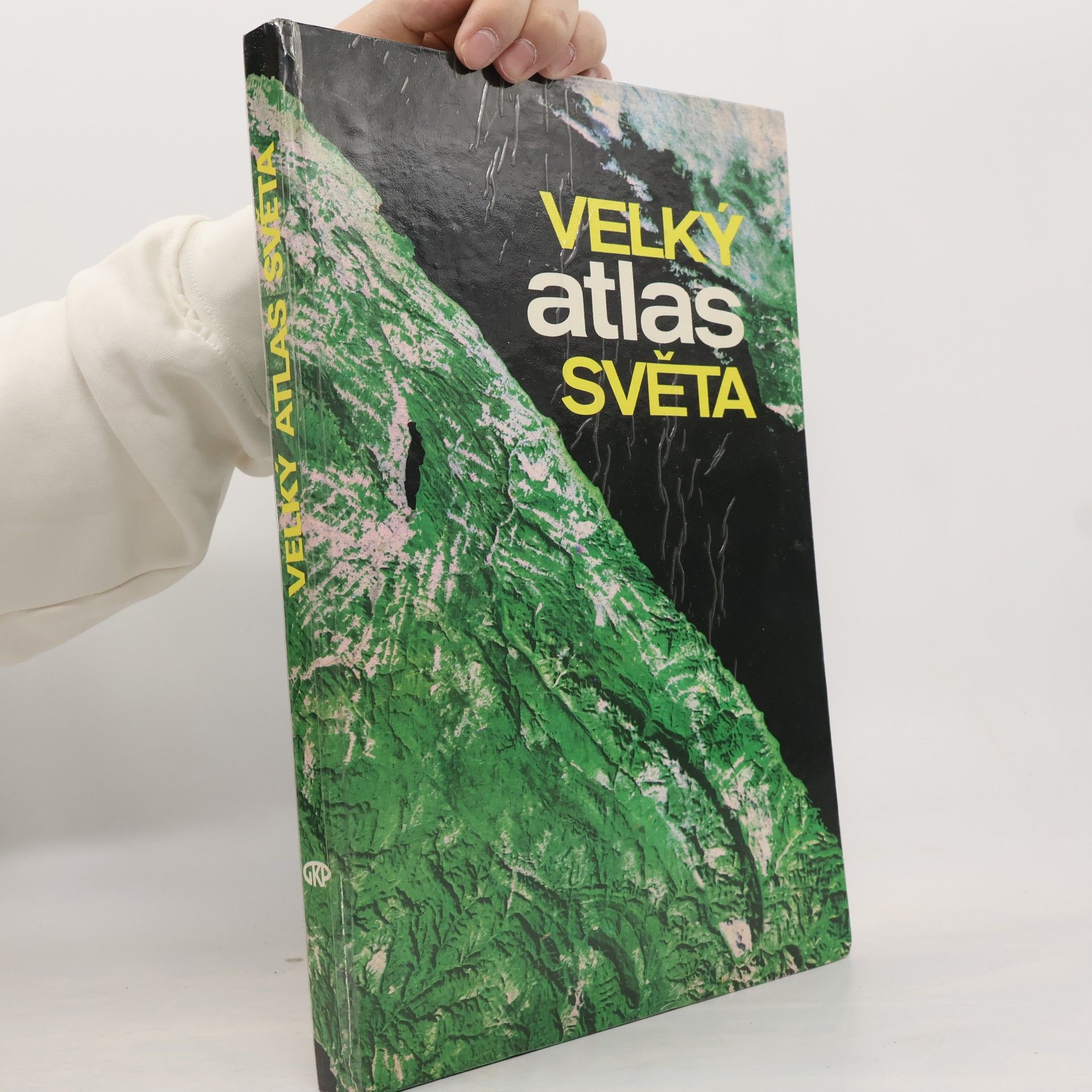 AA.VV. Velký atlas světa
